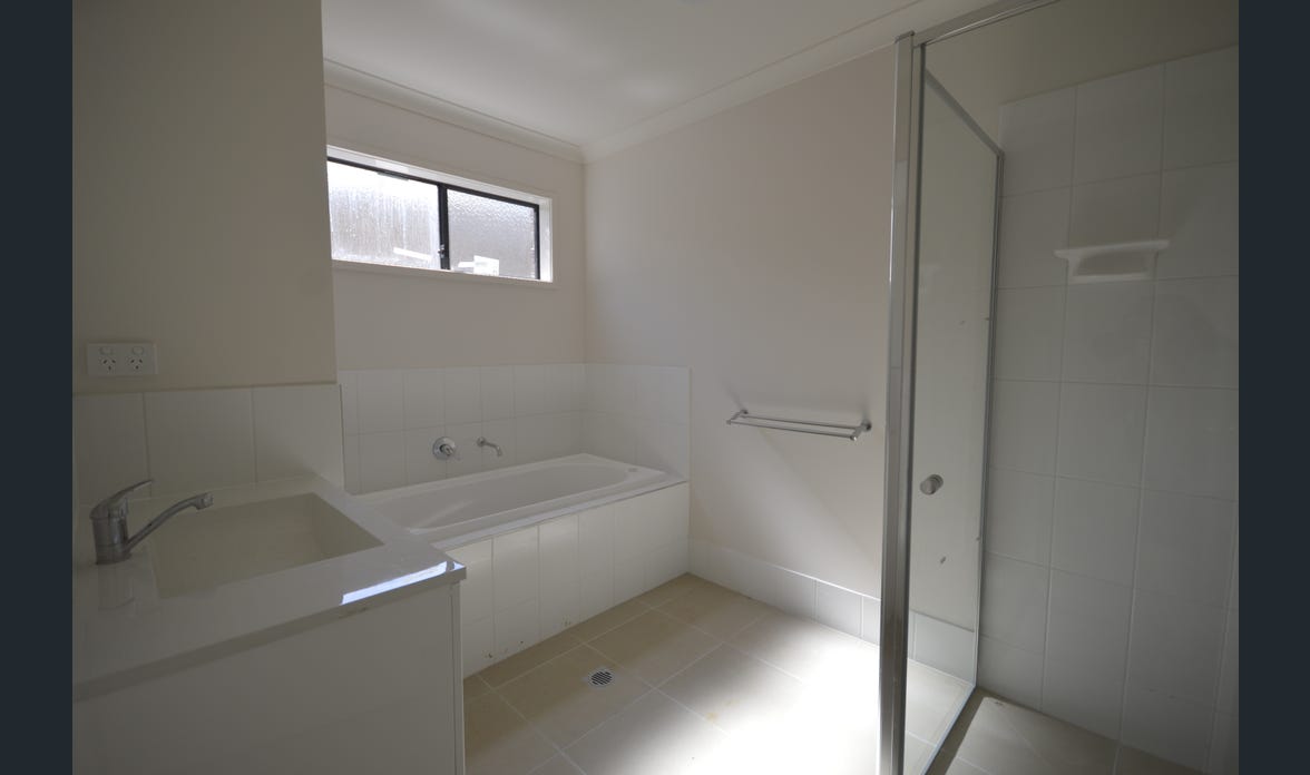 Hannah Street, Morwell– Accessible SIL Home with 3 Vacant Rooms — Home image 10