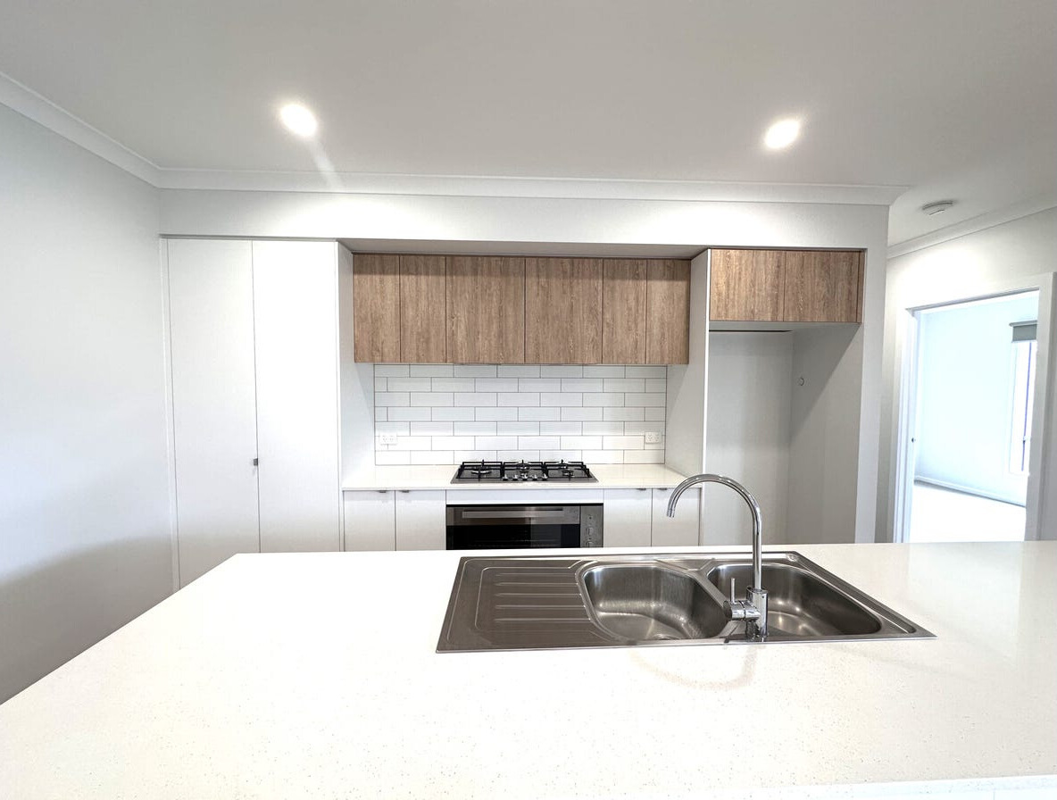 Modern Living in Clyde North Vacant SIL Home — Home image 3