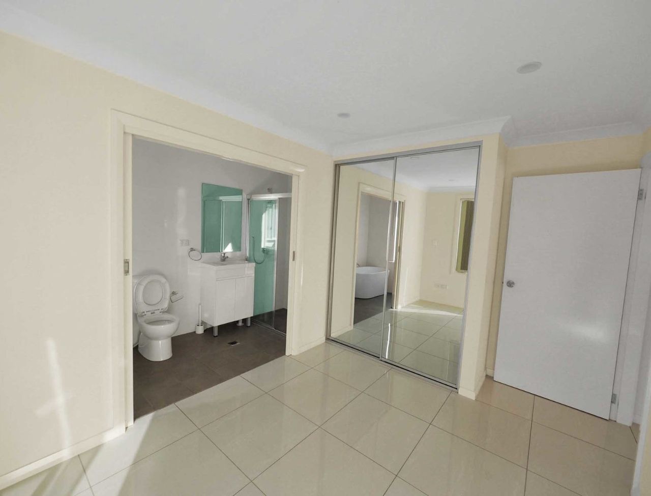 SIL Home in Blacktown — Home image 4