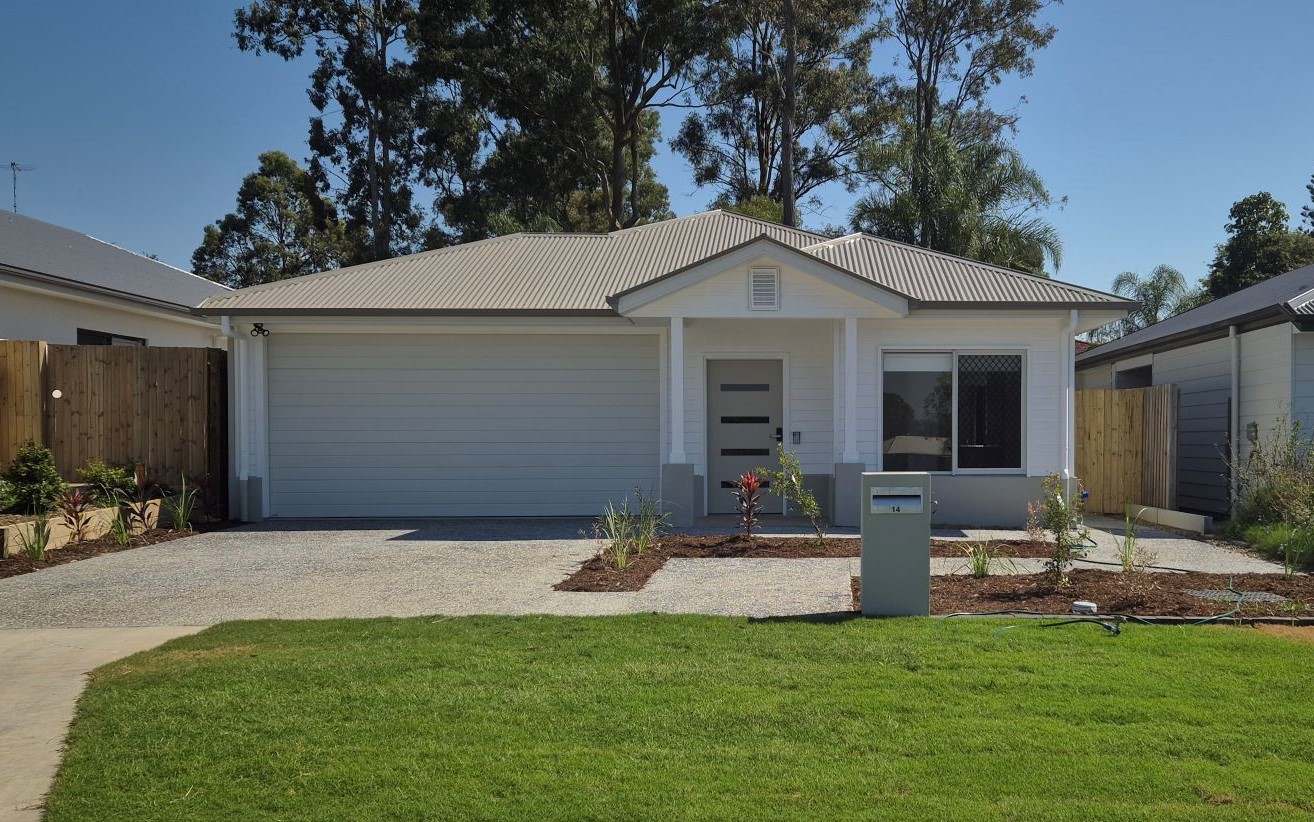 2 Bedroom home with OOA in Loganlea, Queensland — Home image 6