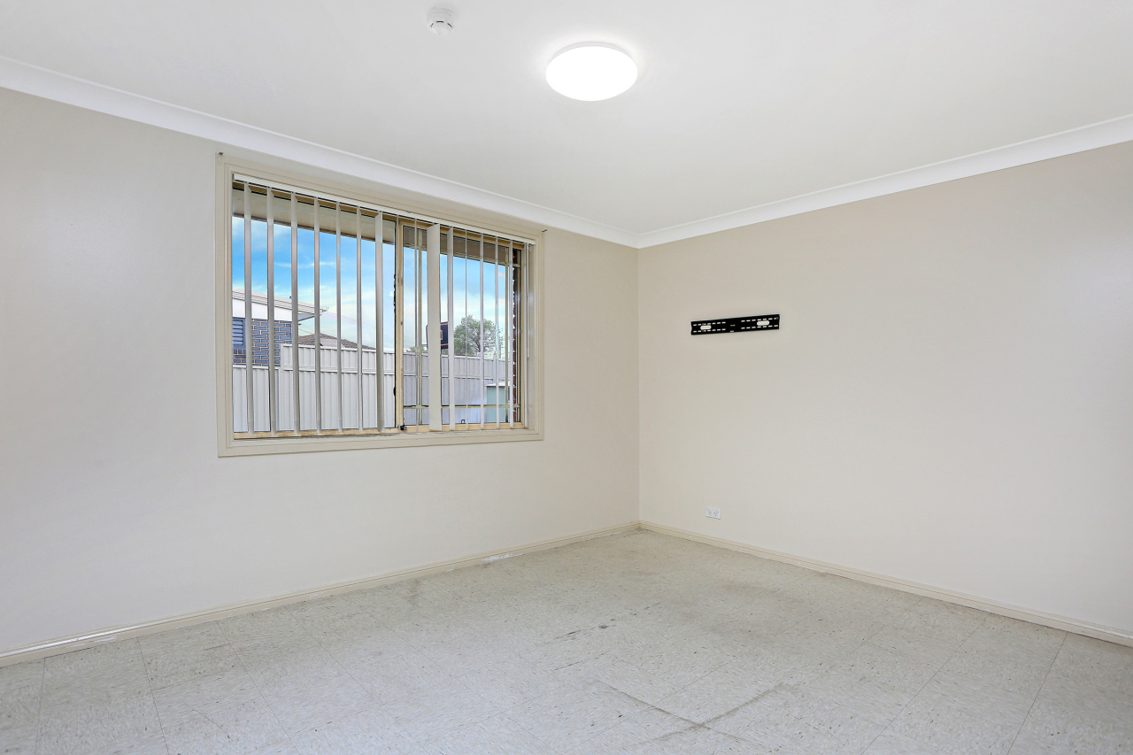 Welcoming & Accessible Disability-Friendly Home in Bass Hill – Female Vacancy — Home image 2