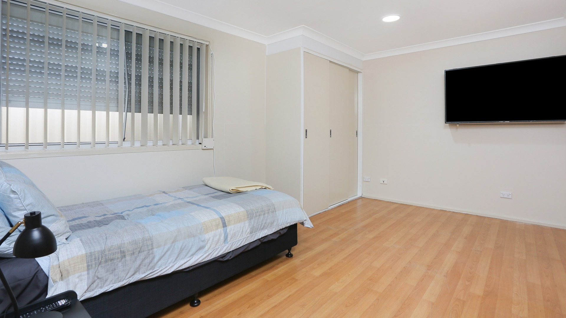 A rare opportunity to join a warm, well-supported home in a quiet neighbourhood — Home image 5