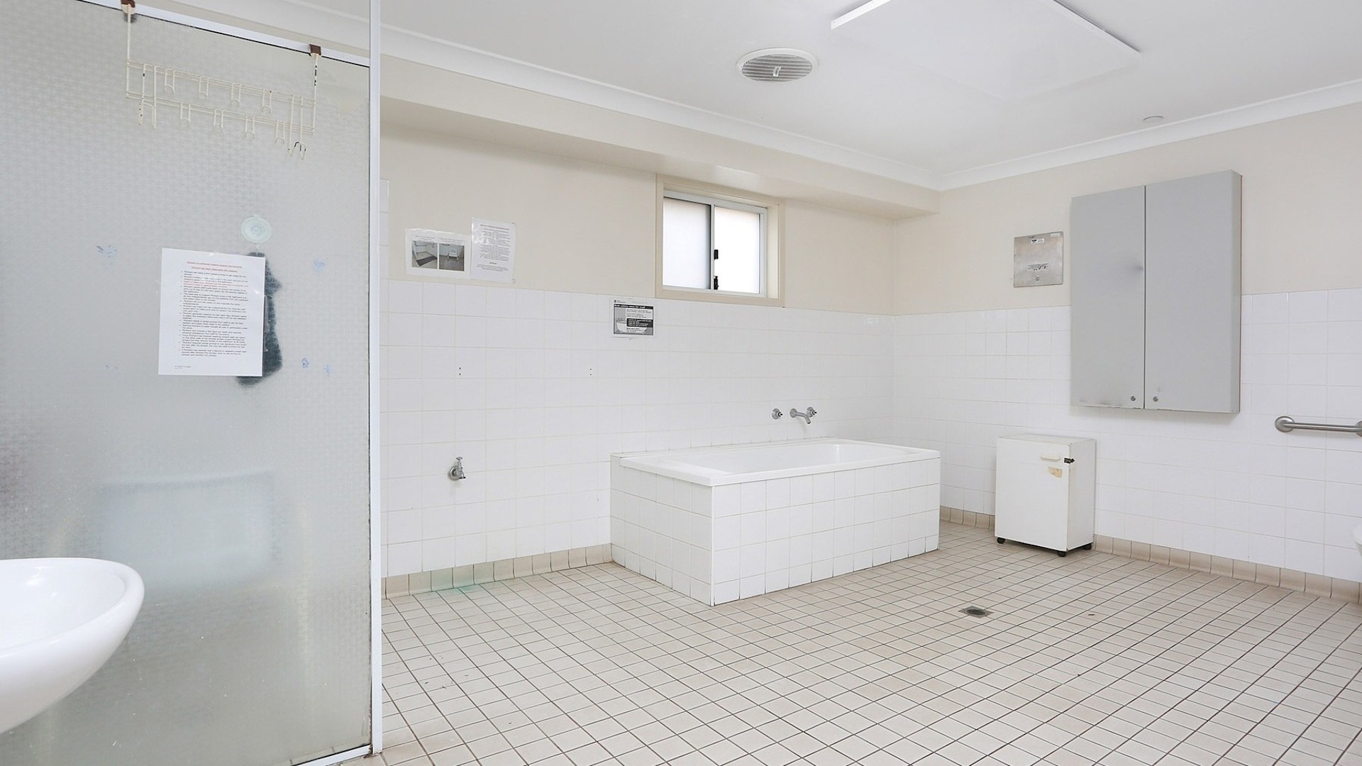 A rare opportunity to join a warm, well-supported home in a quiet neighbourhood — Home image 6