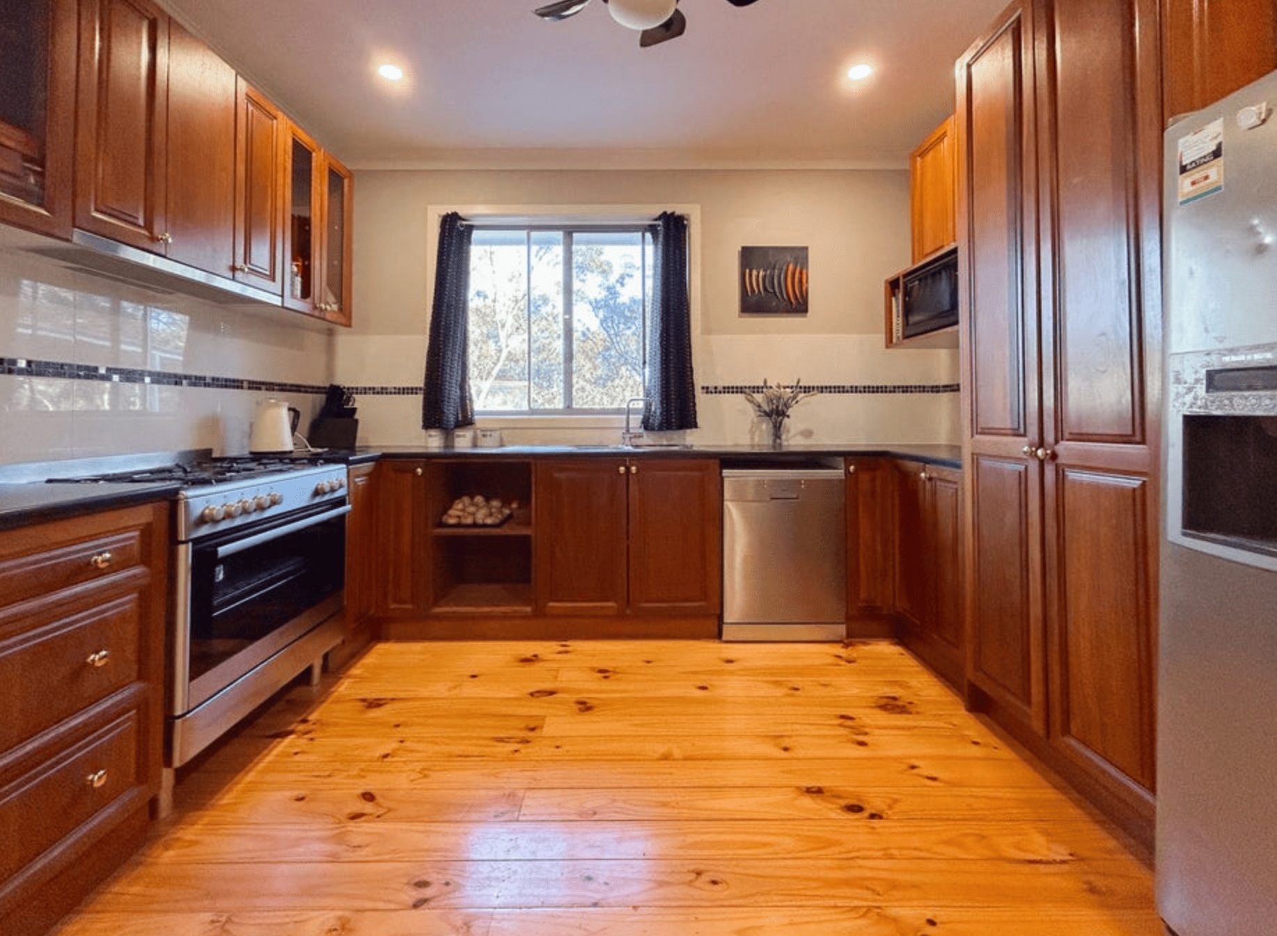 Berriwillock Regional Home on Two Titles – Space That Works — Home image 11