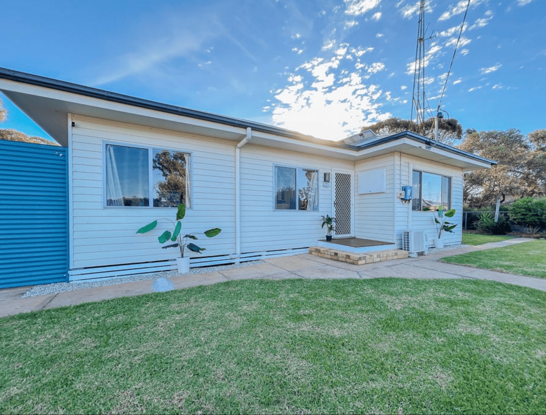 Berriwillock Regional Home on Two Titles – Space That Works — Home image 5