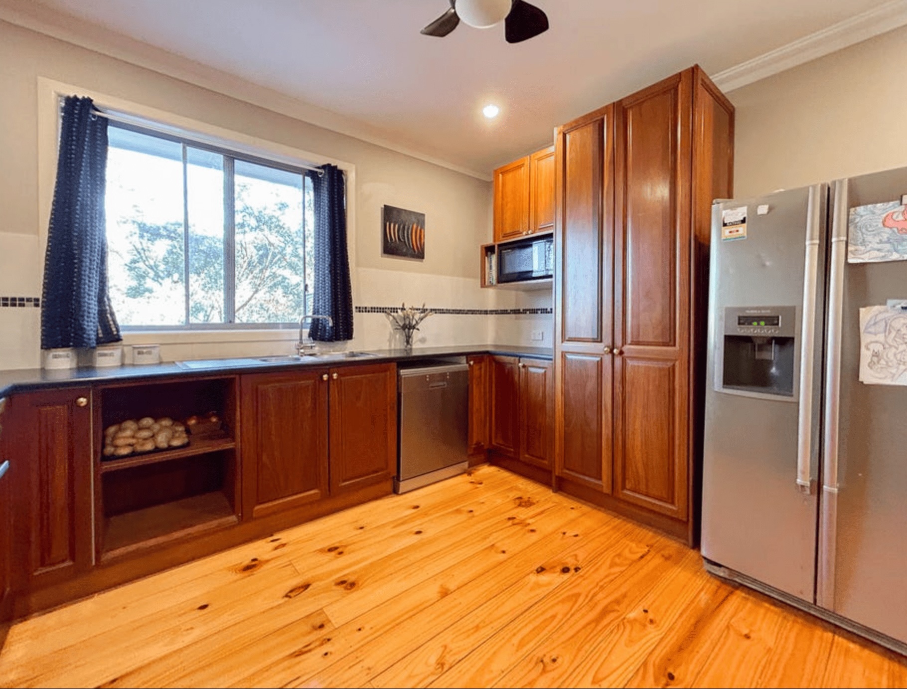 Berriwillock Regional Home on Two Titles – Space That Works — Home image 7