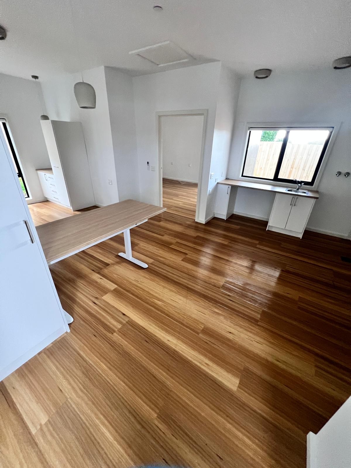 High Physical Support Unit in the heart of Traralgon — Home image 3