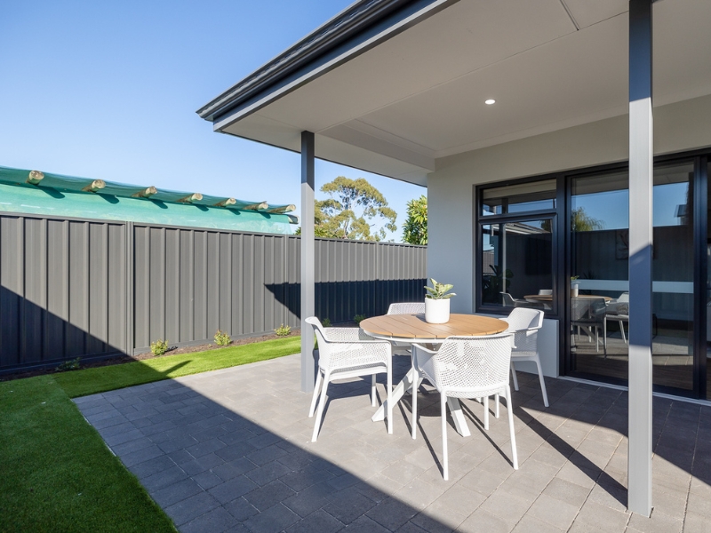 Side by Side - Two Spacious 2-Bedroom homes for sharing. Disability Accommodation — Home image 14