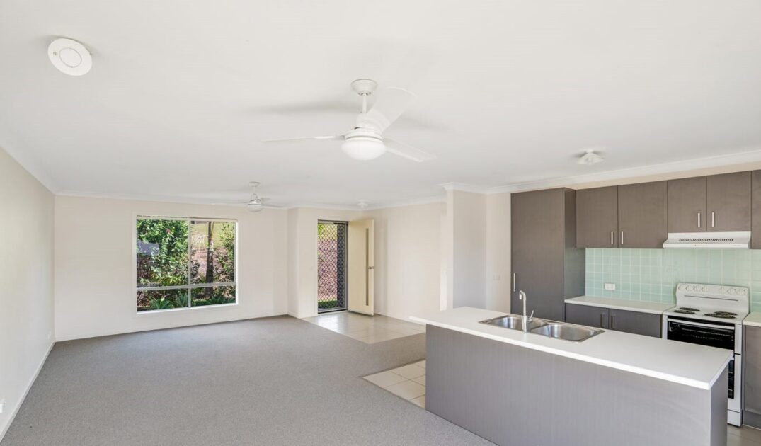 Beautiful Home in Peaceful Southside — Home image 2