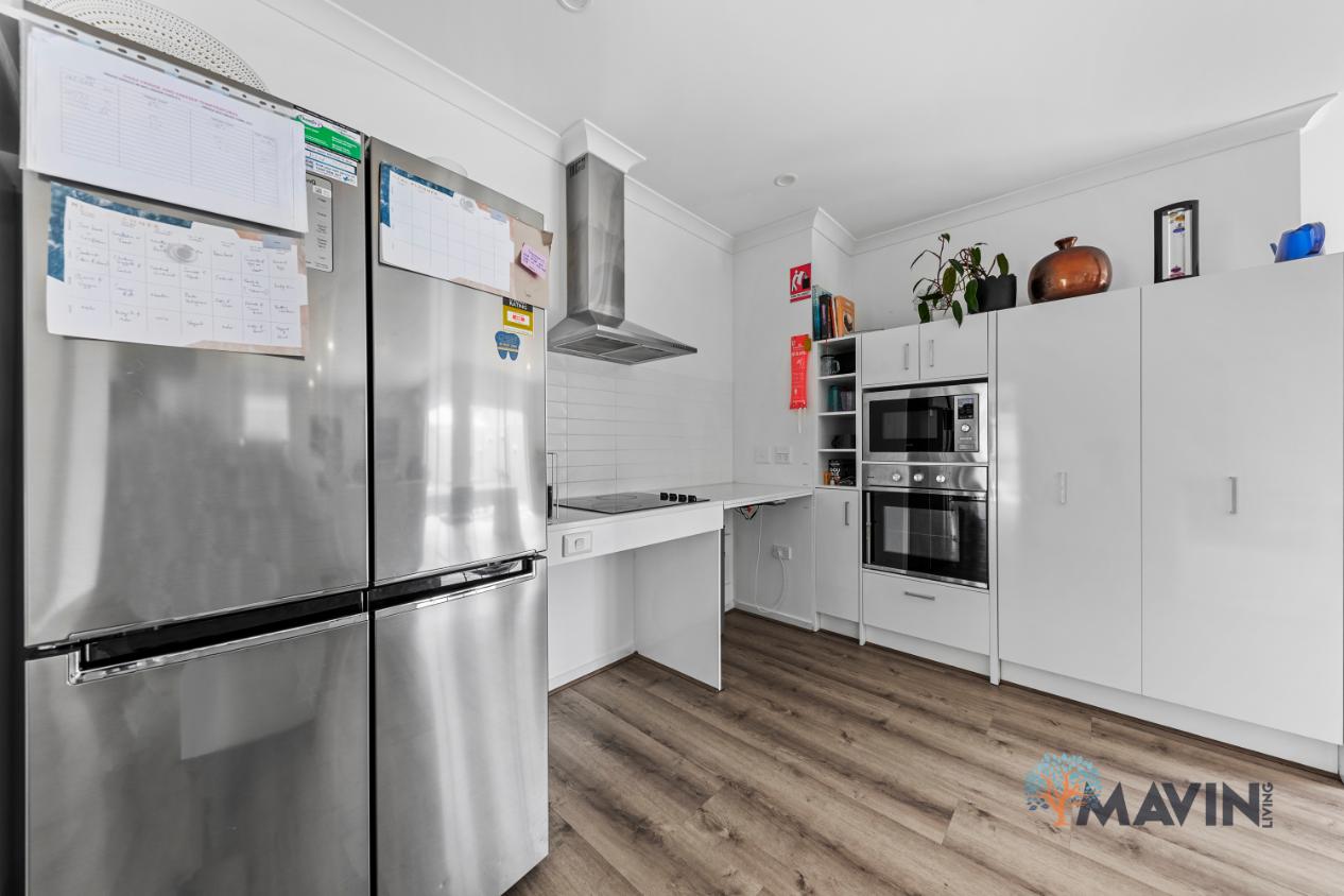 Officer Spacious Light — Home image 10