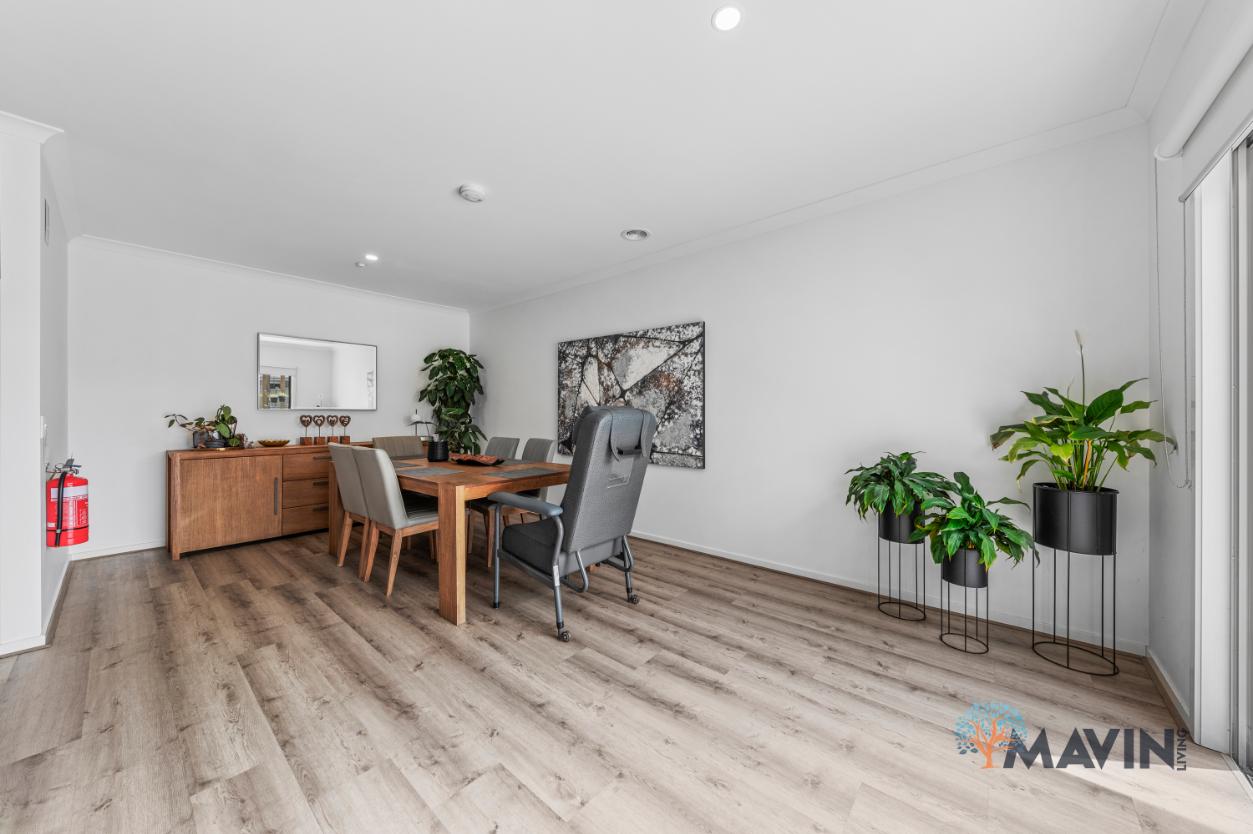 Officer Spacious Light — Home image 3
