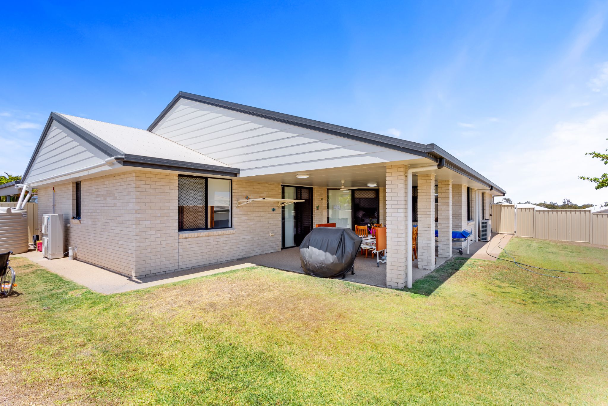 Idyllic living in Norman Gardens — Home image 3