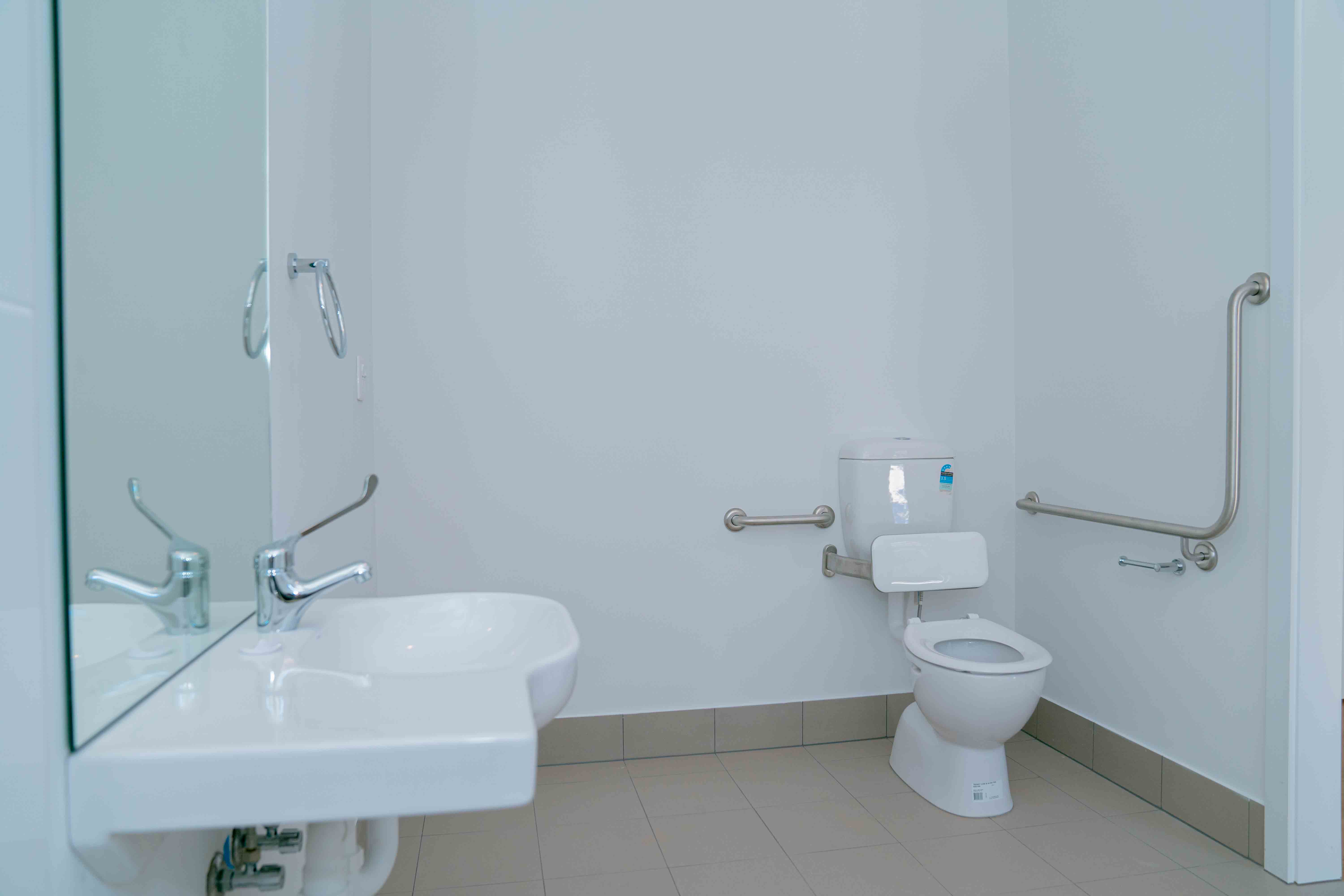 Beautiful Para Hills SDA High Physical SIL Home — Home image 15