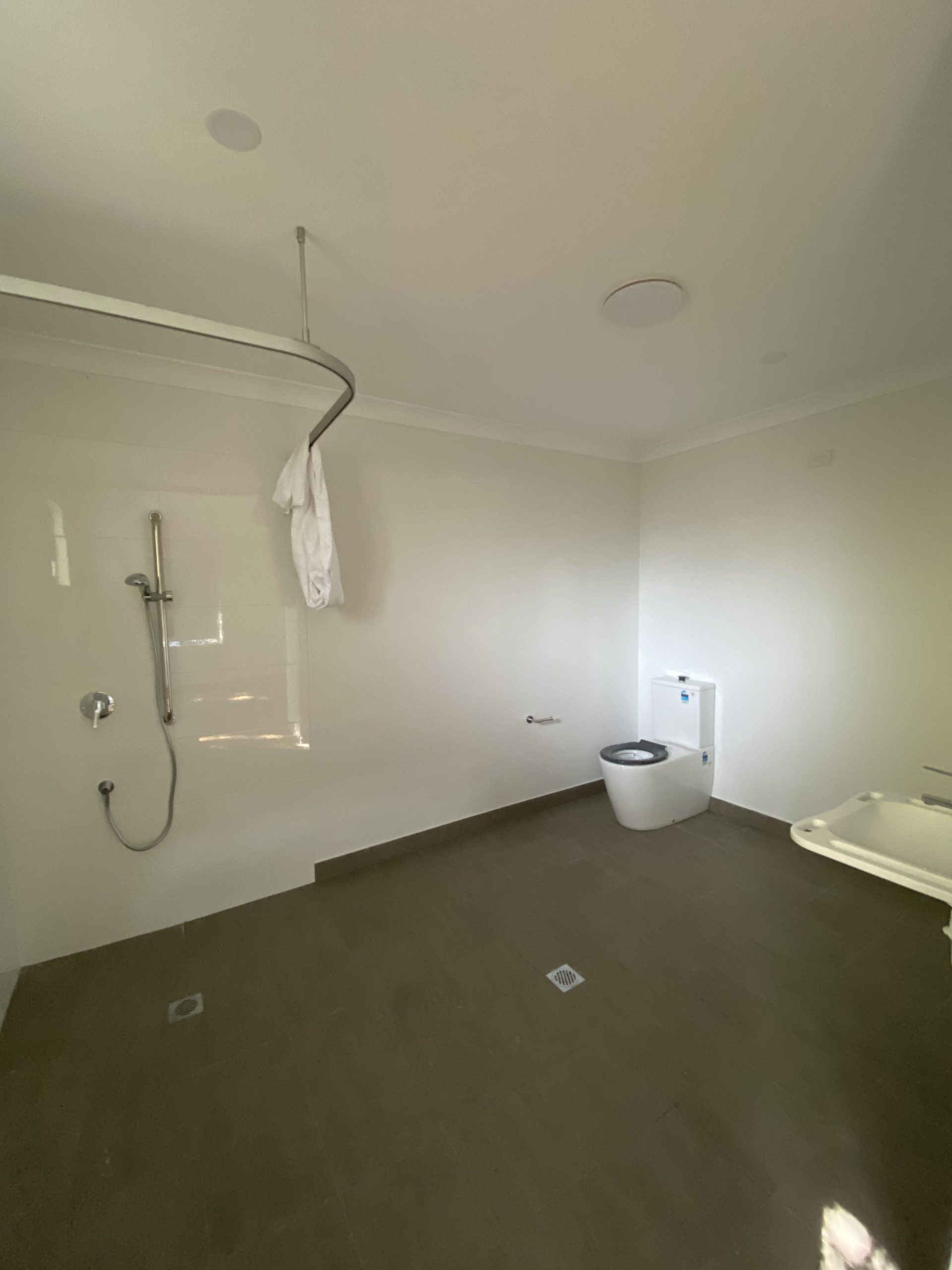 Exceptional High Physical Support SDA Home in Kelso — Home image 3