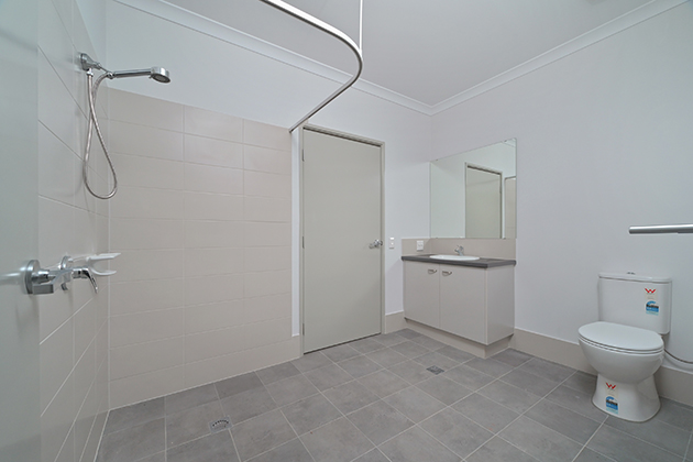 LAKELANDS - 3 BED + OOA (IL) House — Home image 2