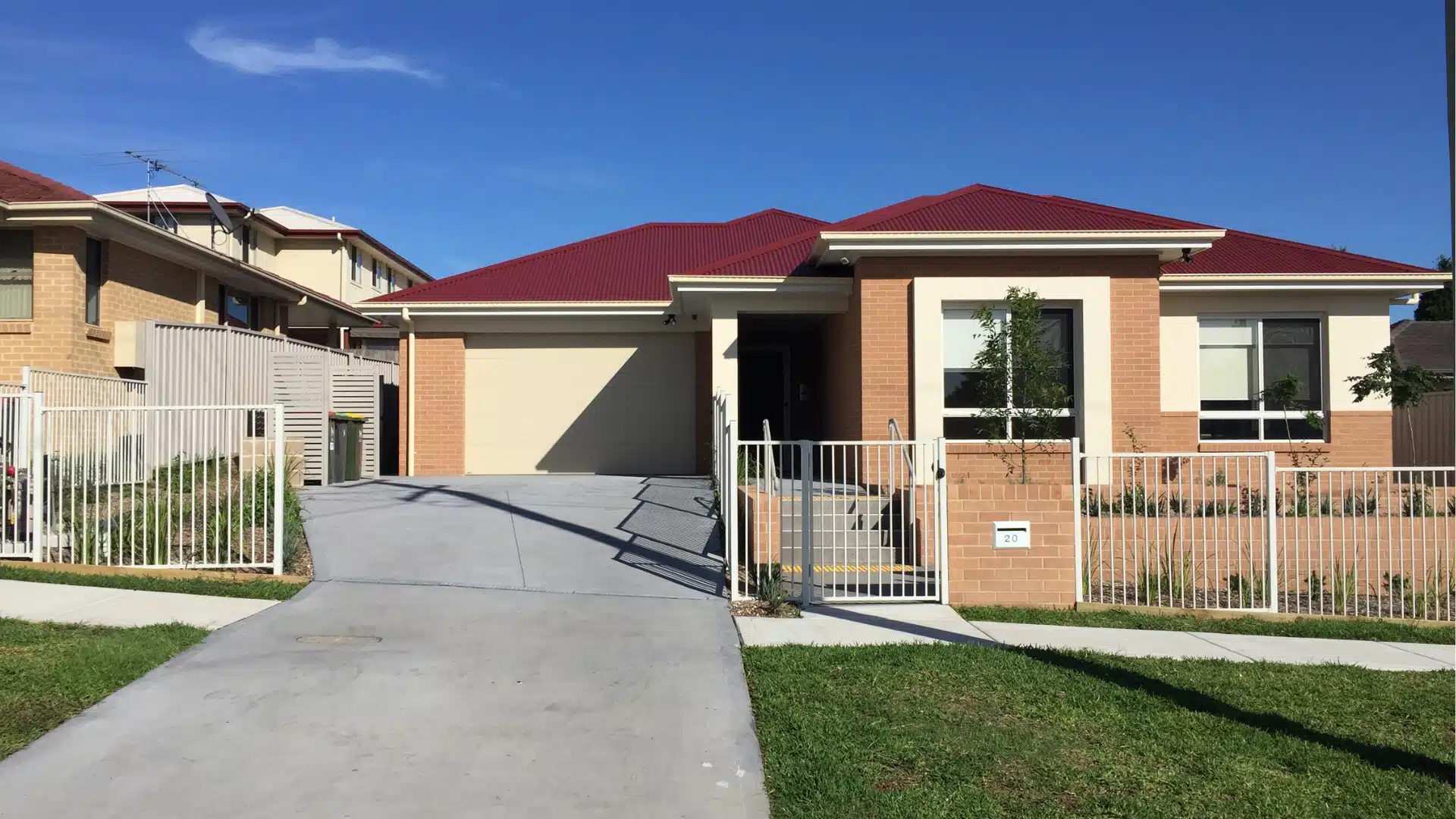 Wallsend – Modern, shared 5-bedroom home — Home image 2