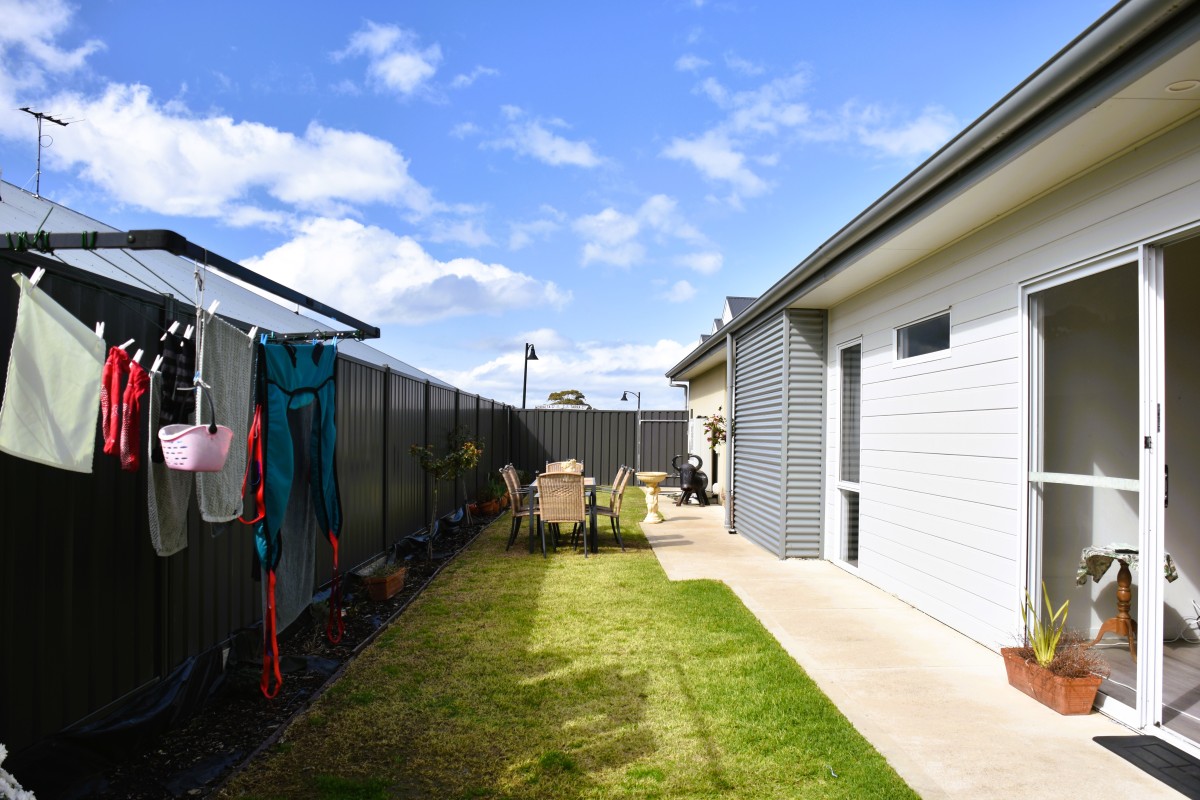 Beautiful SDA home in the heart of Mount Barker — Home image 9
