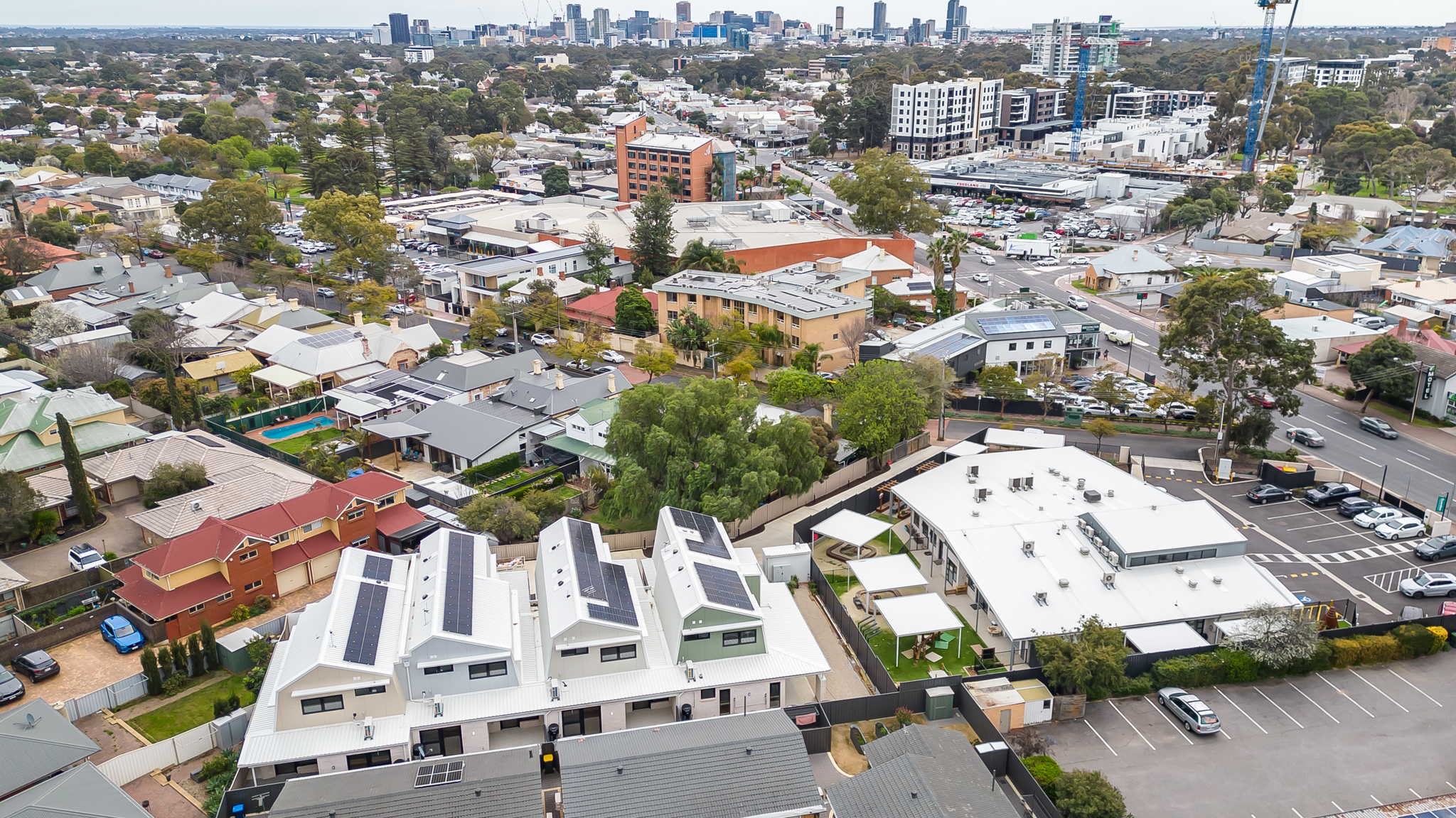 Flawless 5-Star HPS Villas in Adelaide’s Heart! — Home image 22