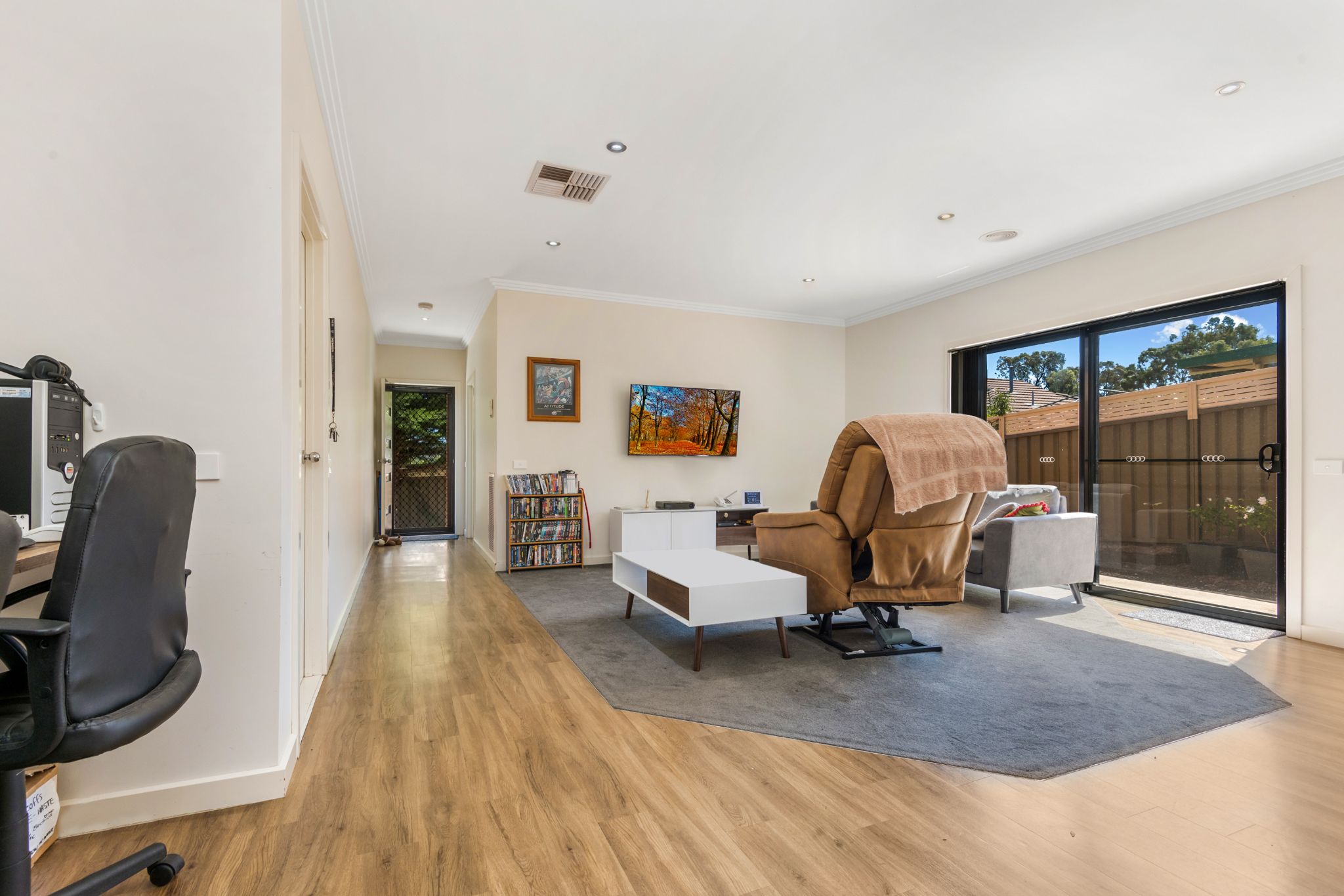 SIL Unit in Strathdale — Home image 4