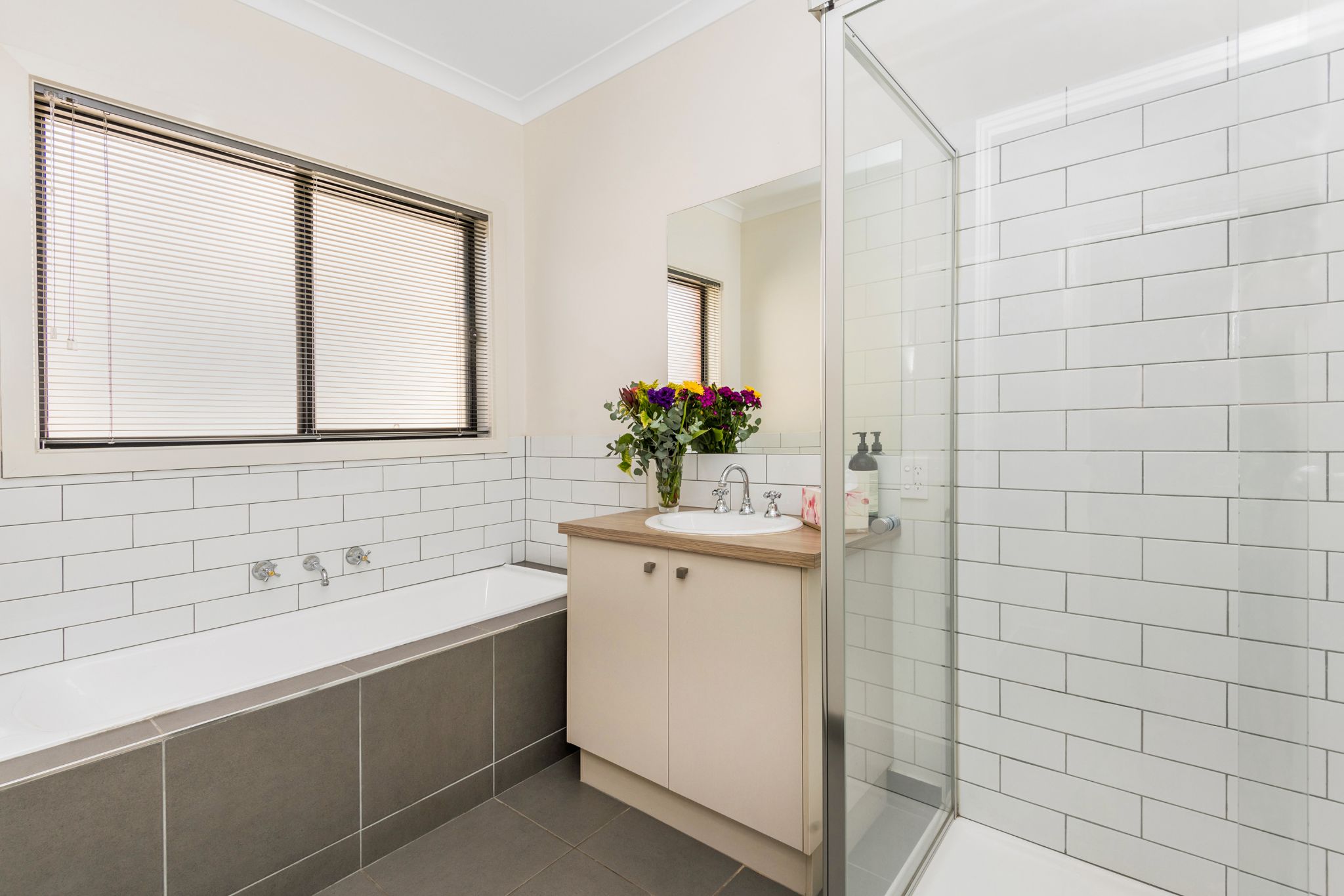 SIL Unit in Strathdale — Home image 5