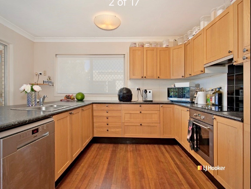 Large Wheelchair accessible Home In Kallangur — Home image 2
