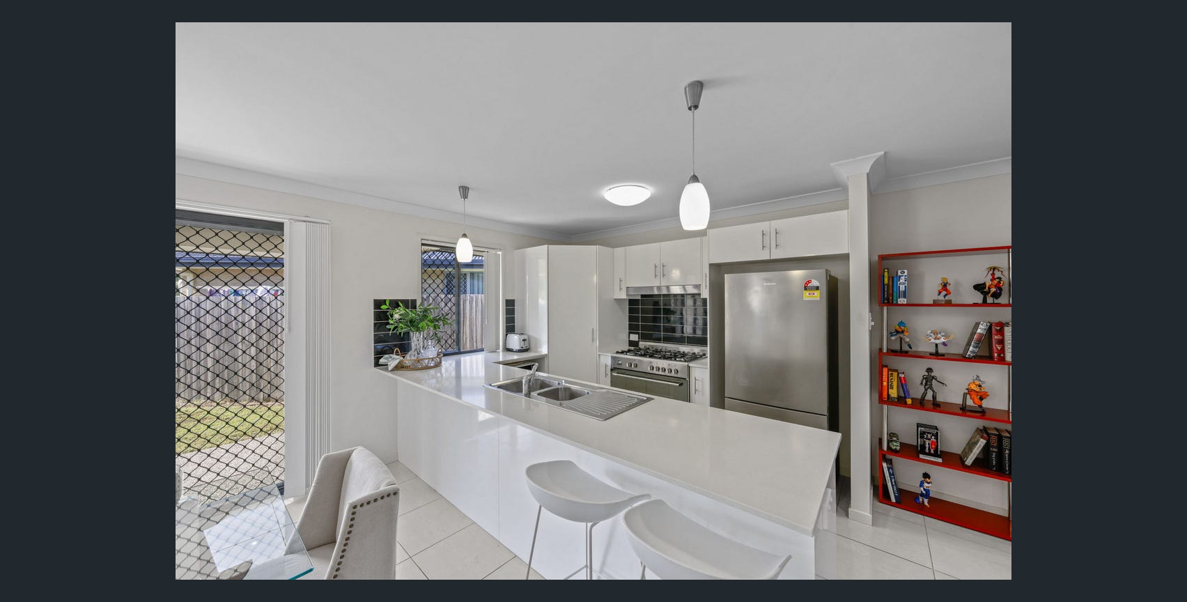 Supported SIL living in Augustine Heights with a generous backyard. — Home image 5