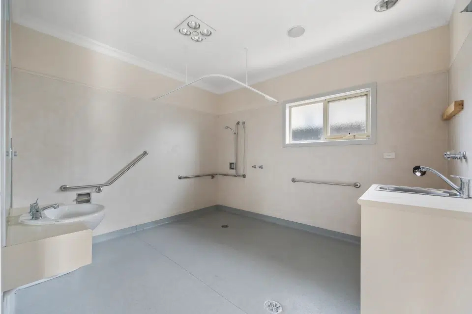 Brown Hill, Ballarat: Improved Liveability unit — Home image 4
