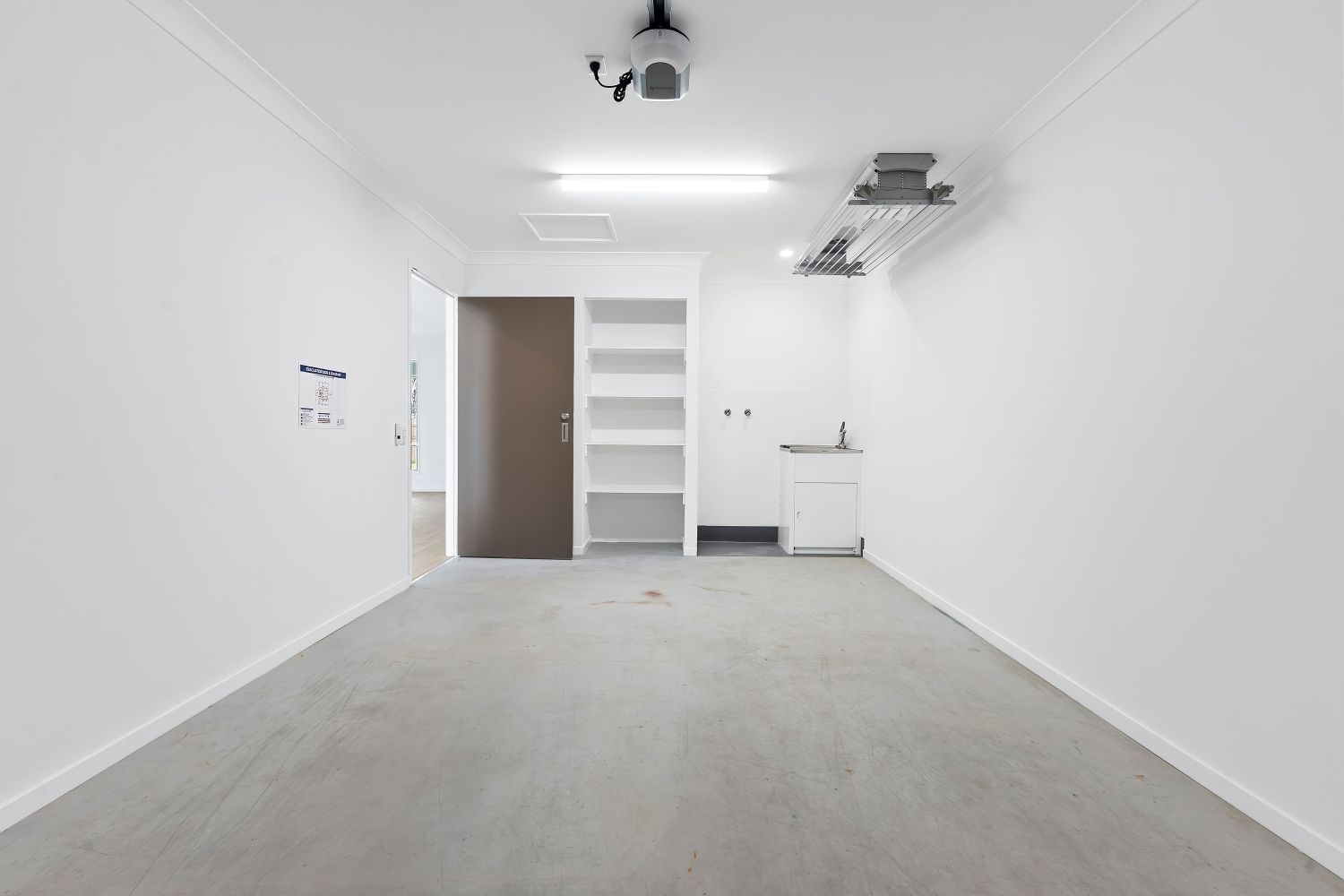 Urangan, Hervey Bay QLD - Robust Duplex (Villa One) — Home image 22