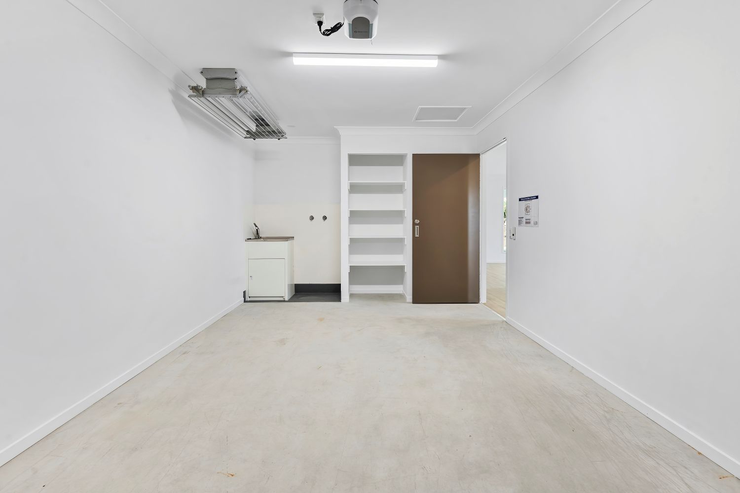 Urangan, Hervey Bay QLD - Robust Duplex (Villa One) — Home image 23