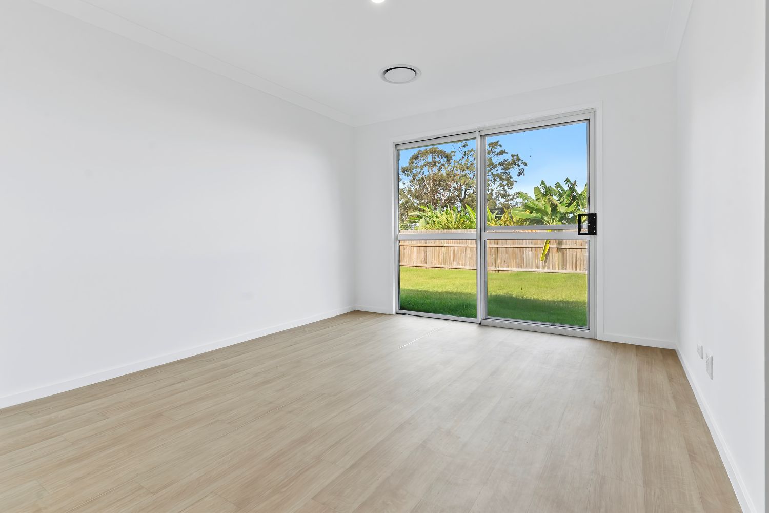 Urangan, Hervey Bay QLD - Robust Duplex (Villa One) — Home image 36