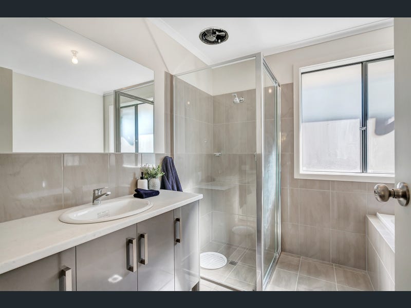 SIL property at Hackham — Home image 10