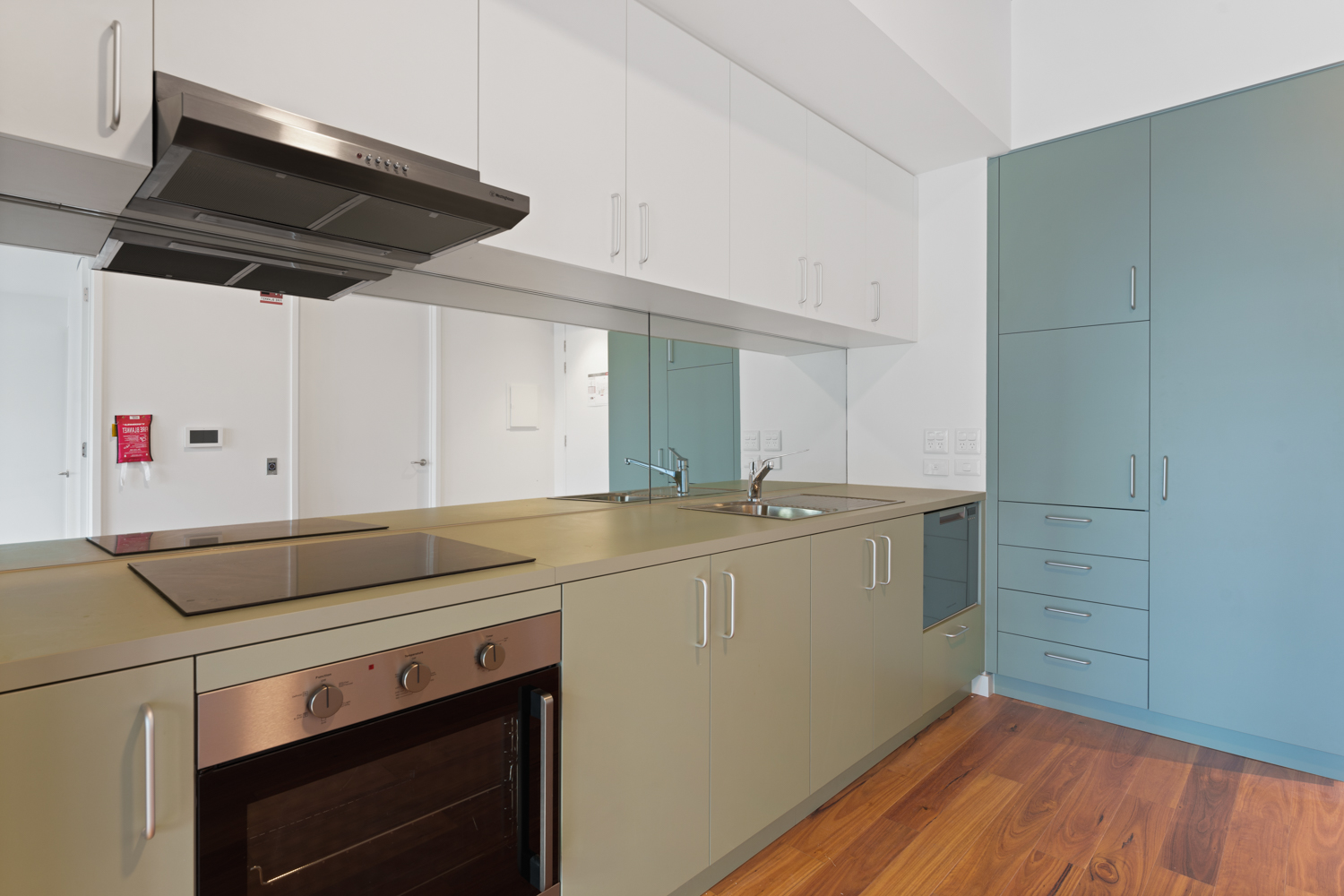 1 Resident, 1 Bedroom, Great Apartment, Great Location. — Home image 9
