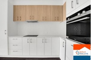 Brand-New Robust Home in Mambourin Spacious 2+1 Living — Home image 2