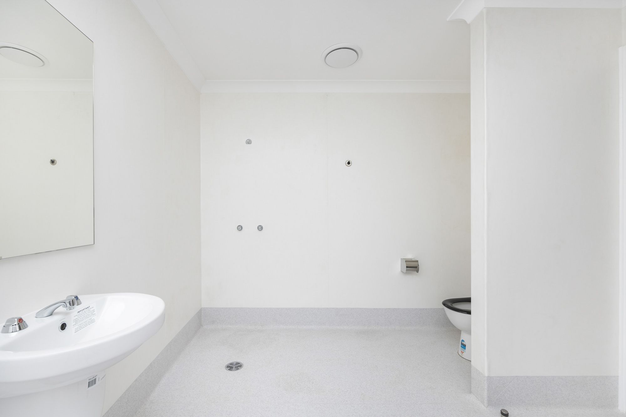 Hervey Bay 2 SDA Room Home with OOA — Home image 4