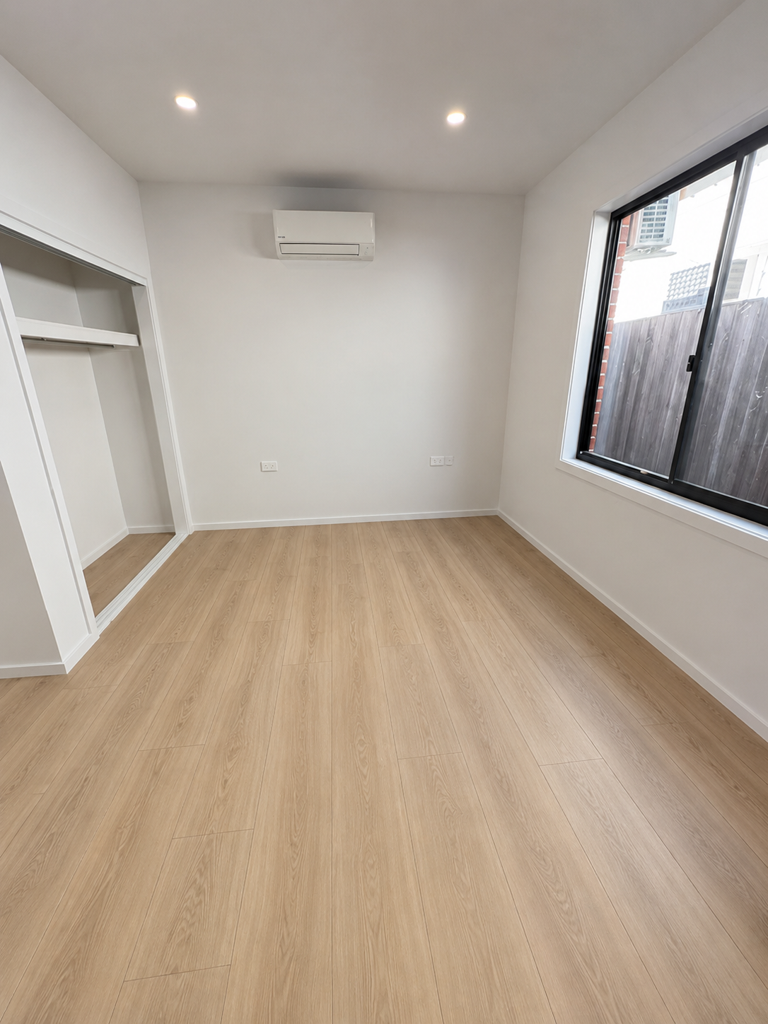KHARTOUM - West Footscray — Home image 6