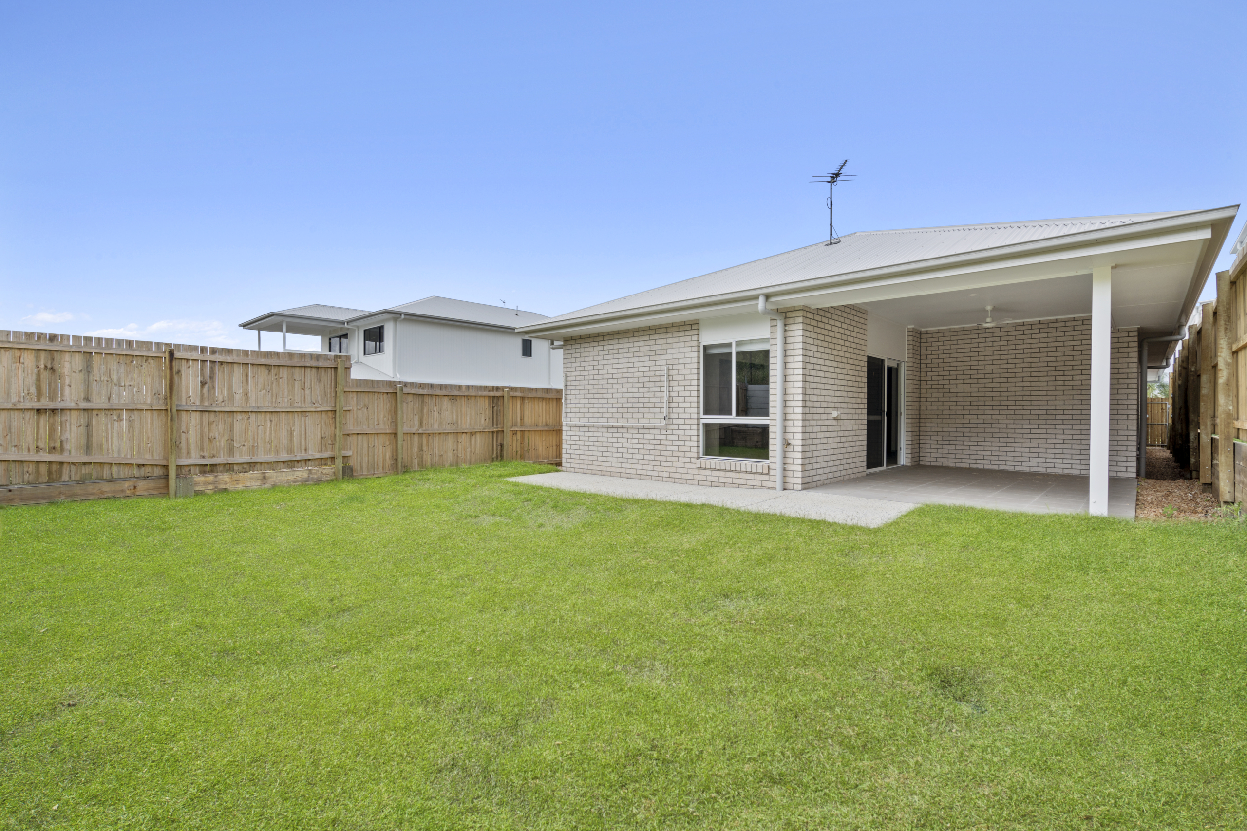 CALAMVALE QLD – HIGH PHYSICAL SUPPORT HOUSE — Home image 14