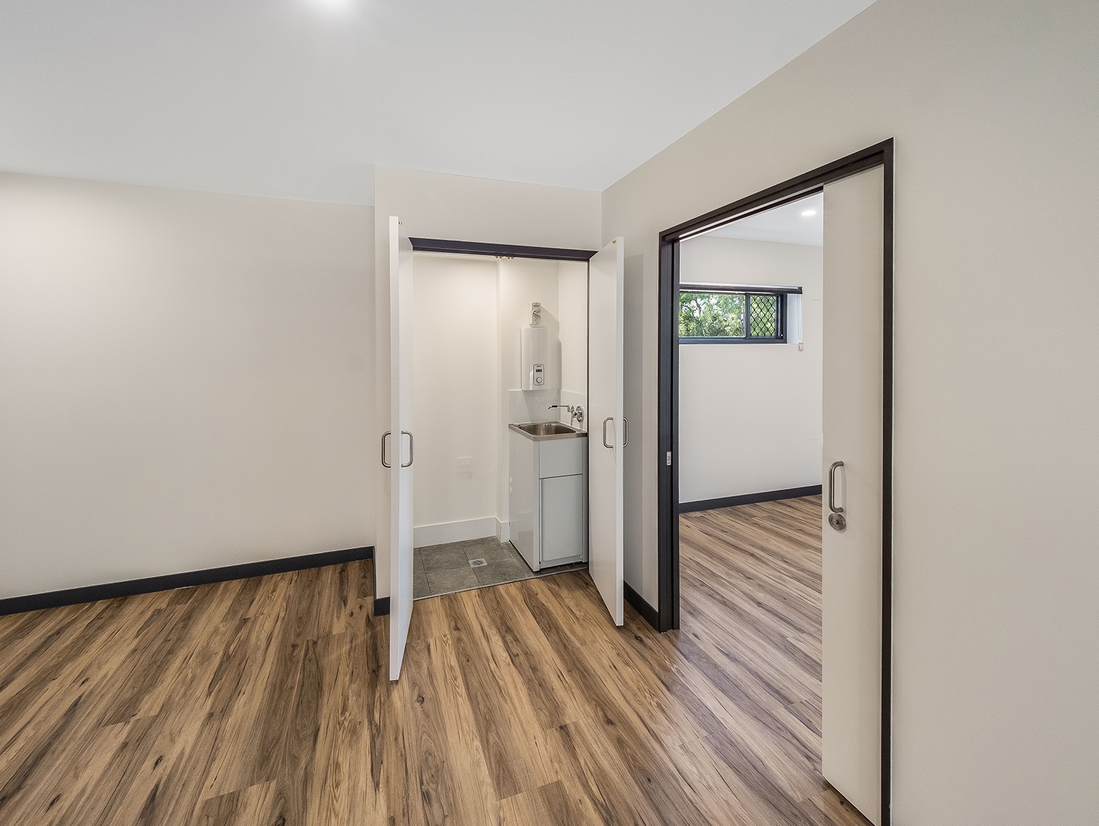 High Physical Support Apartments, Timor Ave, Loganholme — Home image 5