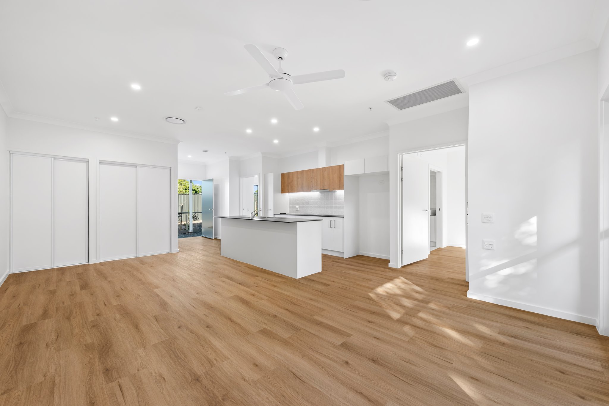 Beautiful, 1 Participant + OOA Robust Home for Comfort & Safety — Home image 10