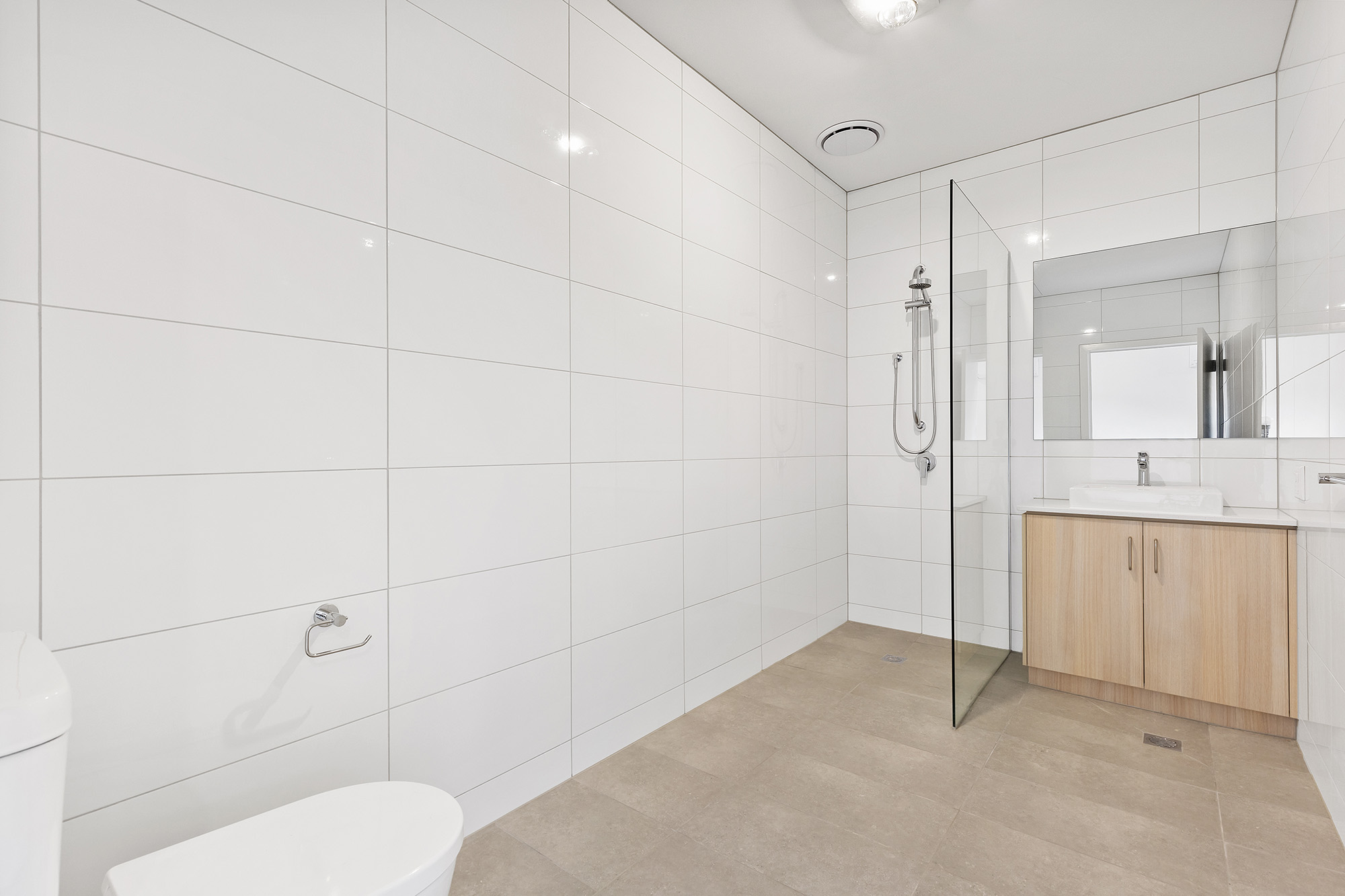 Improved Livability SDA minutes away from Carrum Beach and Patterson Lakes! — Home image 6