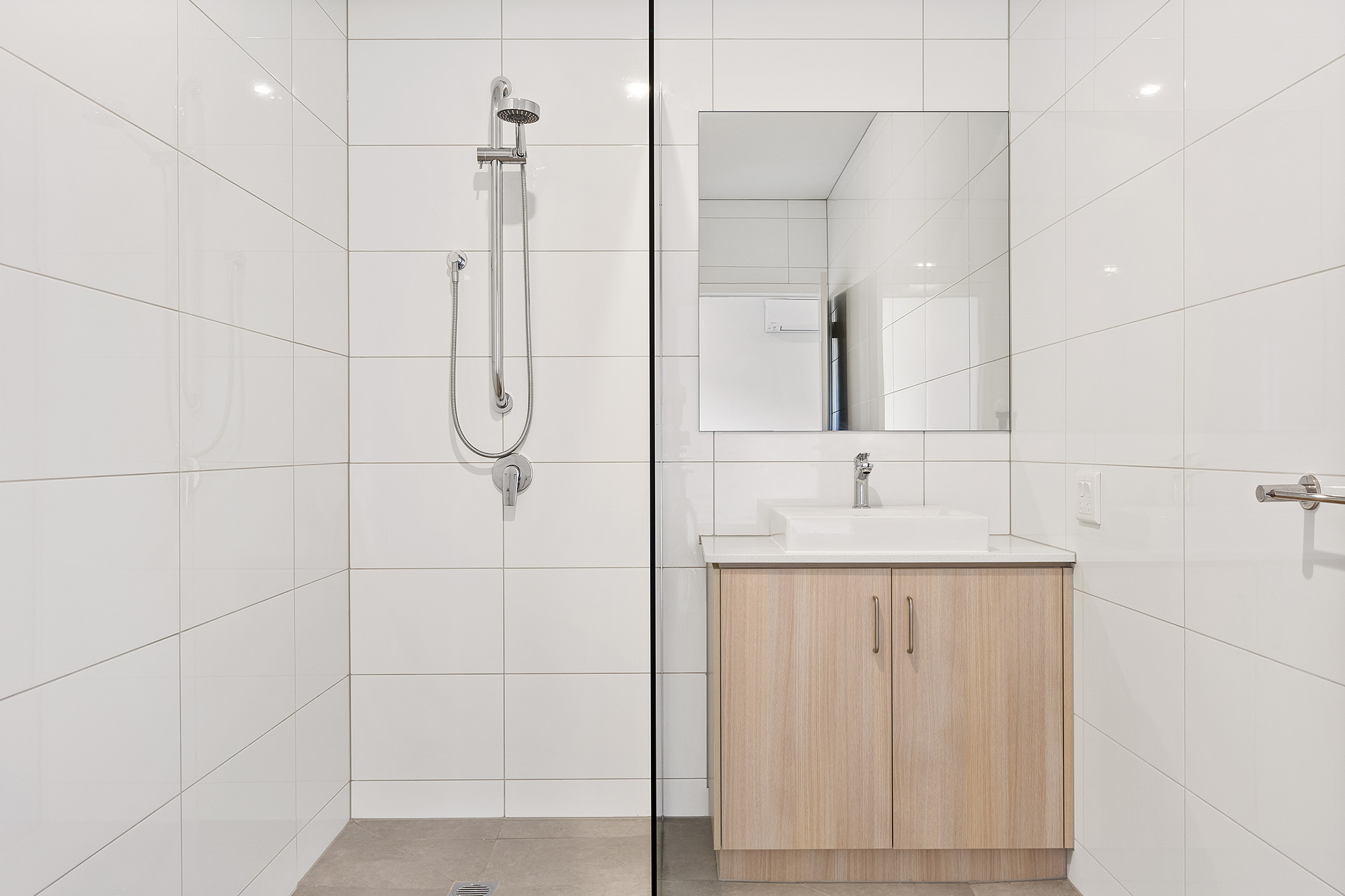 Improved Livability SDA minutes away from Carrum Beach and Patterson Lakes! — Home image 9