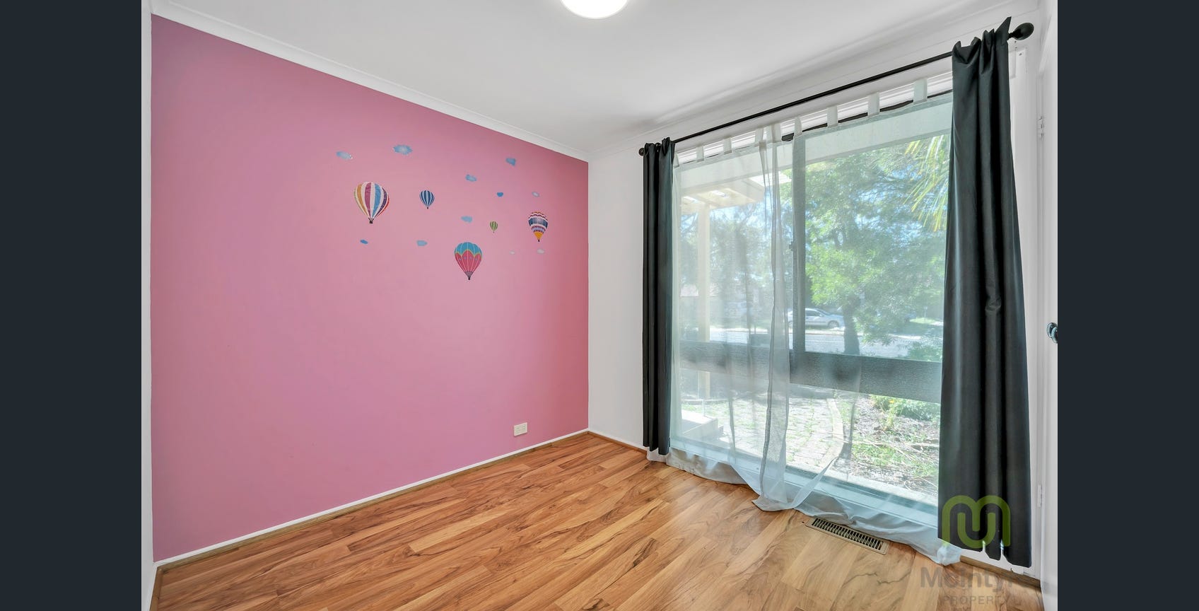 Chisholm House — Home image 7