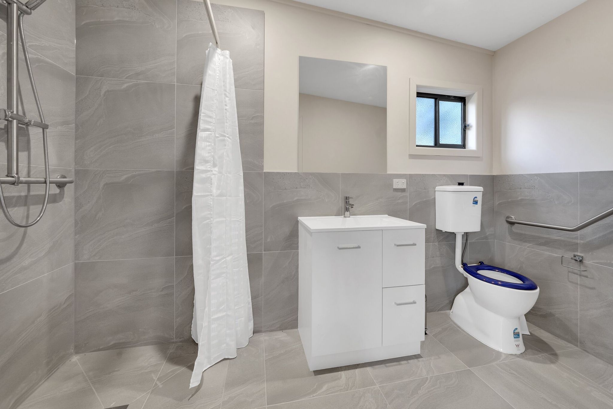 Your Cozy Haven: A Place to Feel Right at Home in Cranbourne South — Home image 11