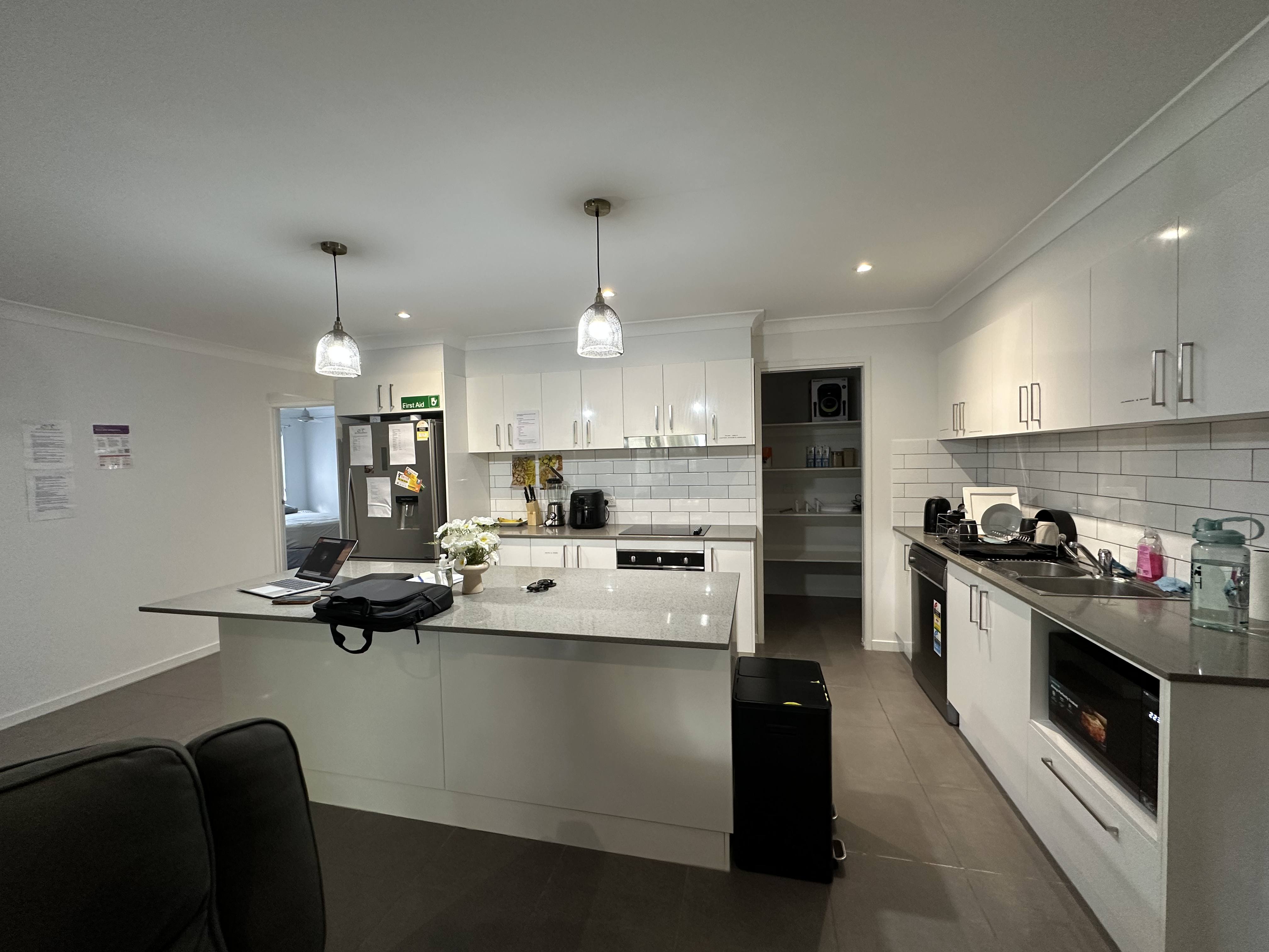 Comfortable Modern SIL Home in Lawnton — Home image 6