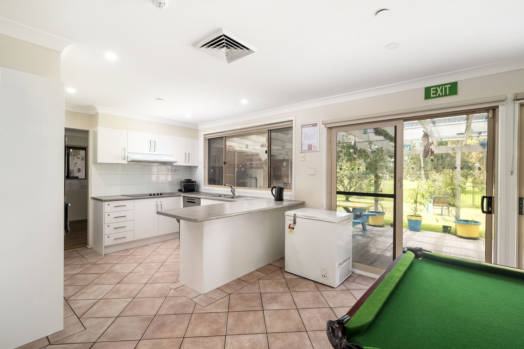 Self contained studio unit in Williamtown on acreage — Home image 3
