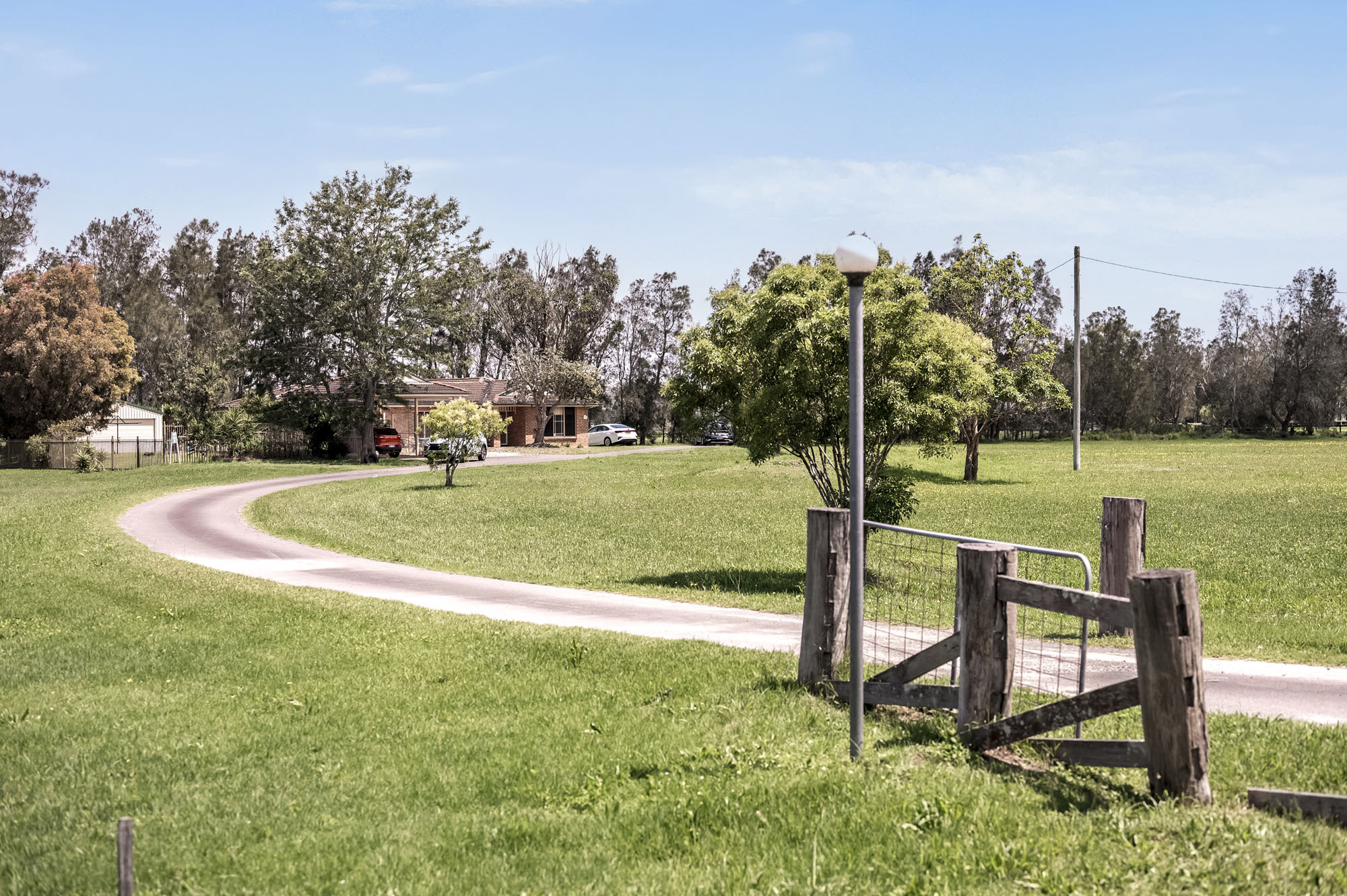 Self contained studio unit in Williamtown on acreage — Home image 7