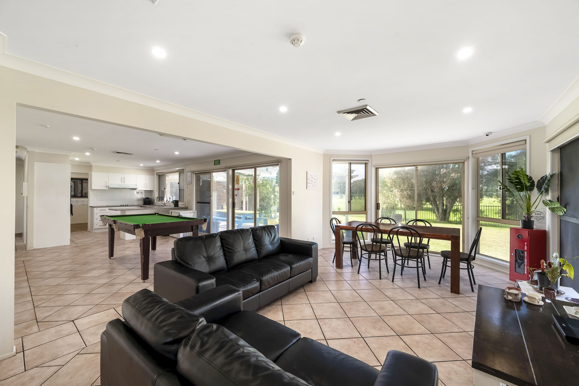 Self contained studio unit in Williamtown on acreage — Home image 10