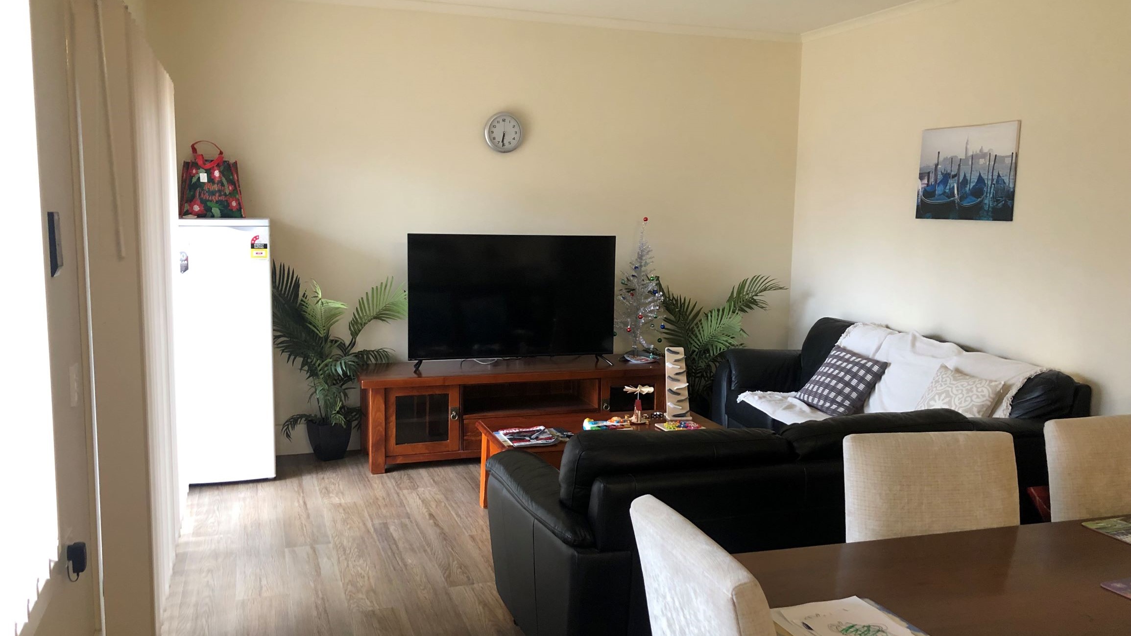 Munno Parra - 1br Available - Improved Livability Shared Home — Home image 3