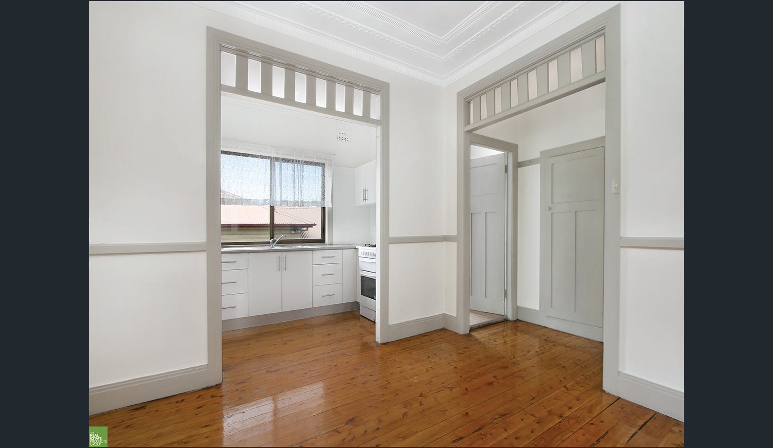 7 Jutland Avenue, Wollongong, NSW 2500 — Home image 3
