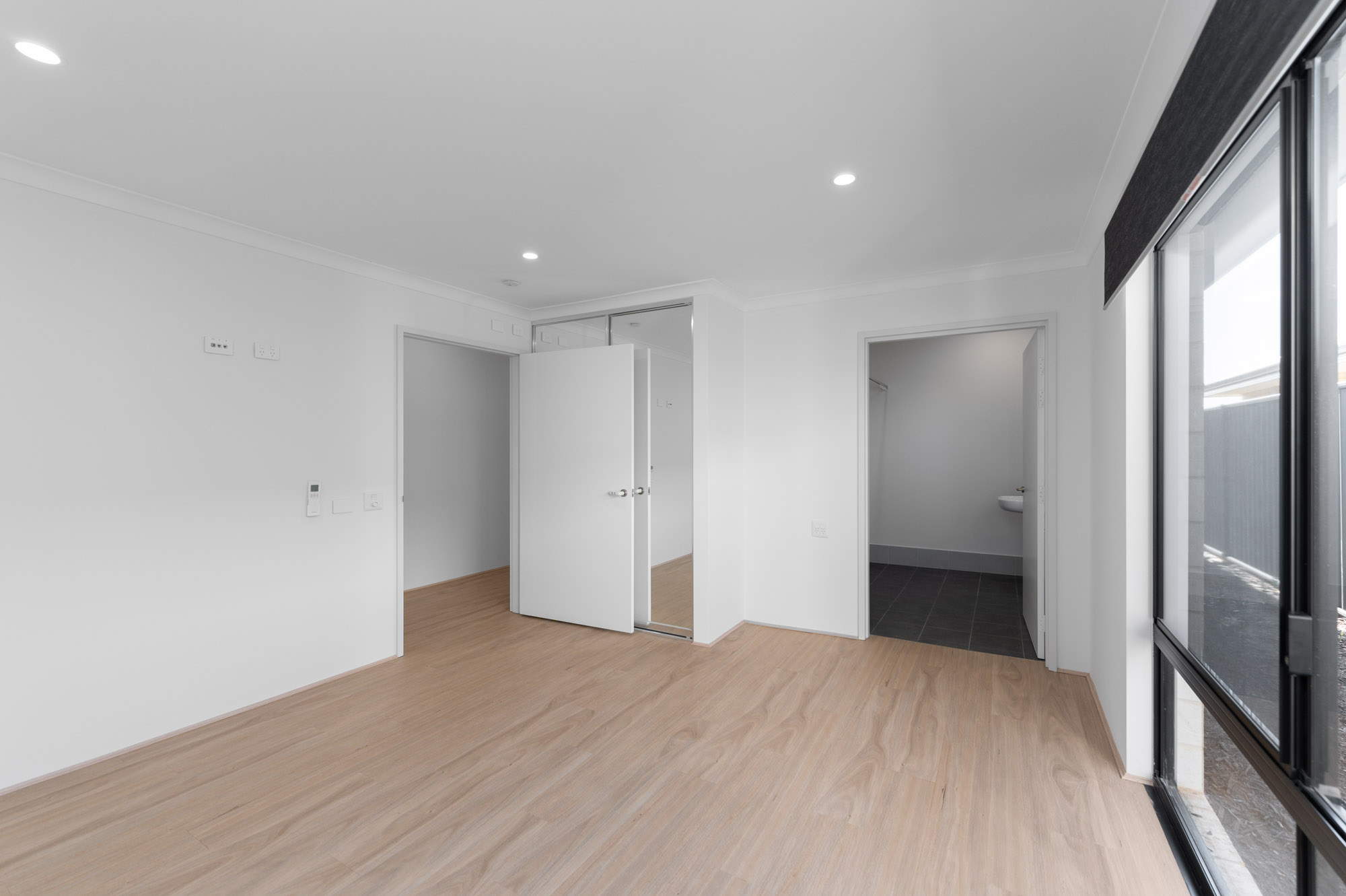 Modern SDA HPS 3 Residence House with OOA for Rent — Home image 11