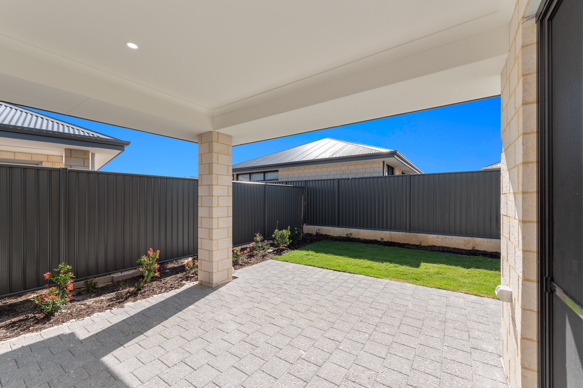 Modern SDA HPS 3 Residence House with OOA for Rent — Home image 21